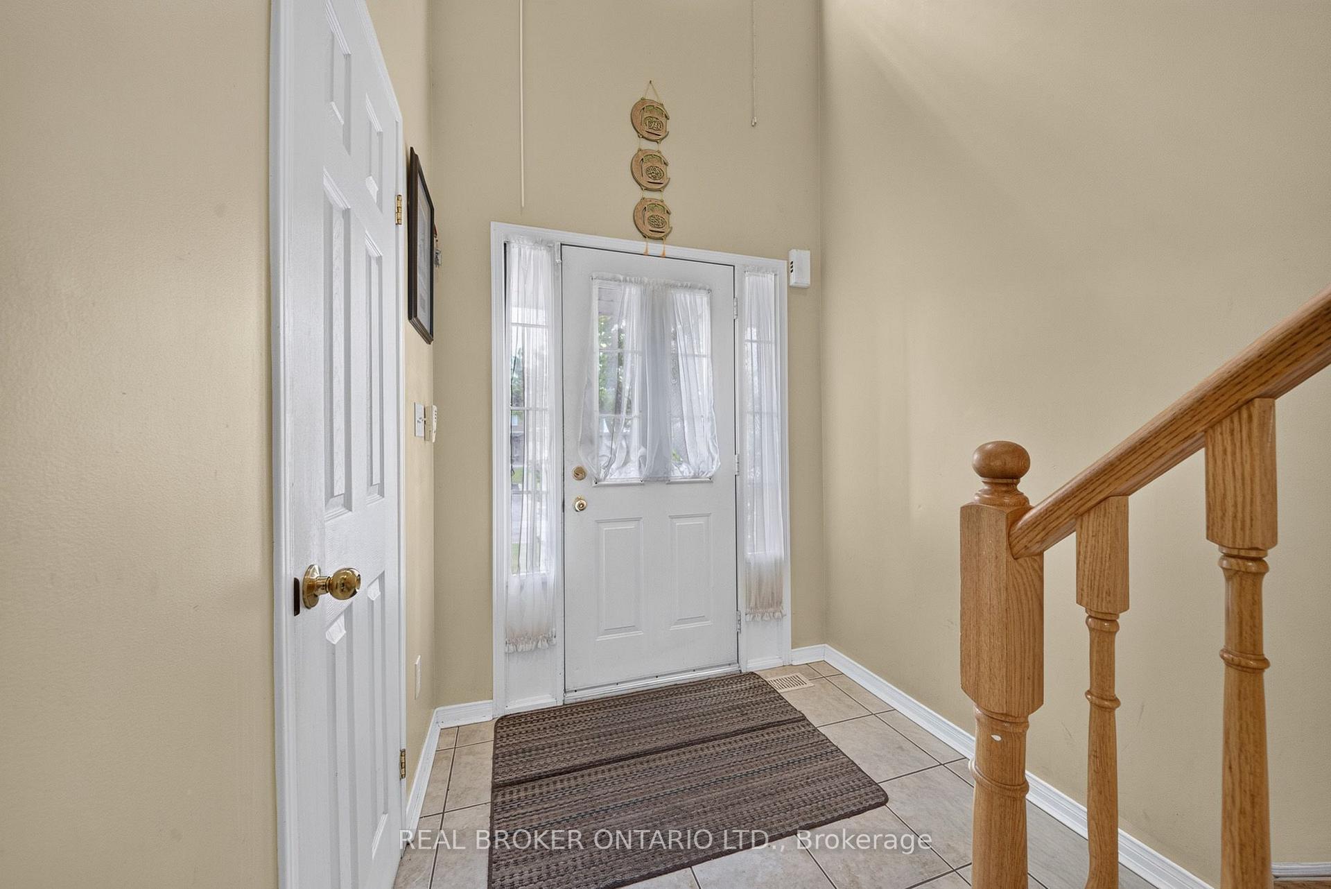 Photo 4 of Unit 77, 800 Paramount Drive, Hamilton, Stoney Creek Mountain — HOMEH