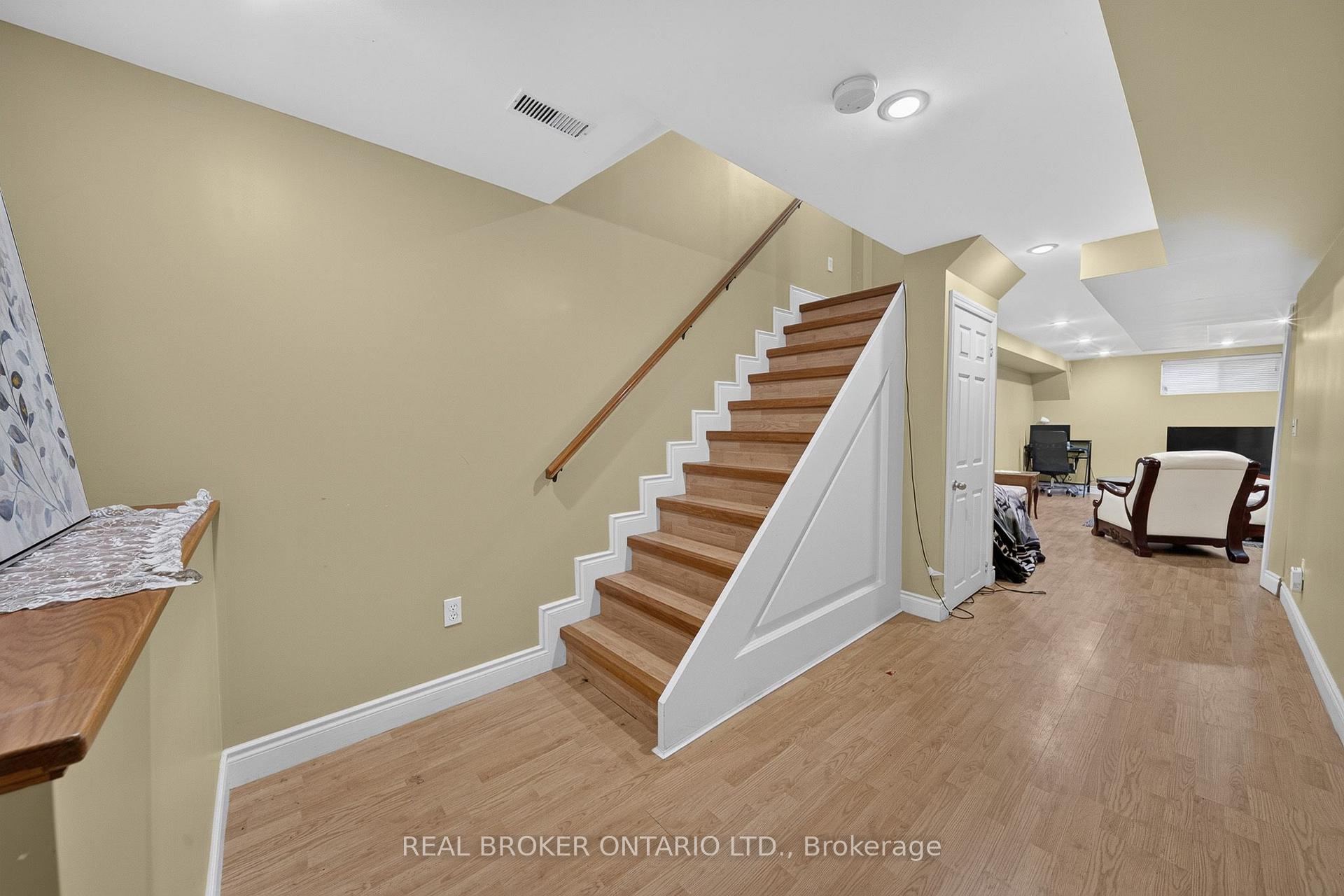 Photo 26 of Unit 77, 800 Paramount Drive, Hamilton, Stoney Creek Mountain — HOMEH