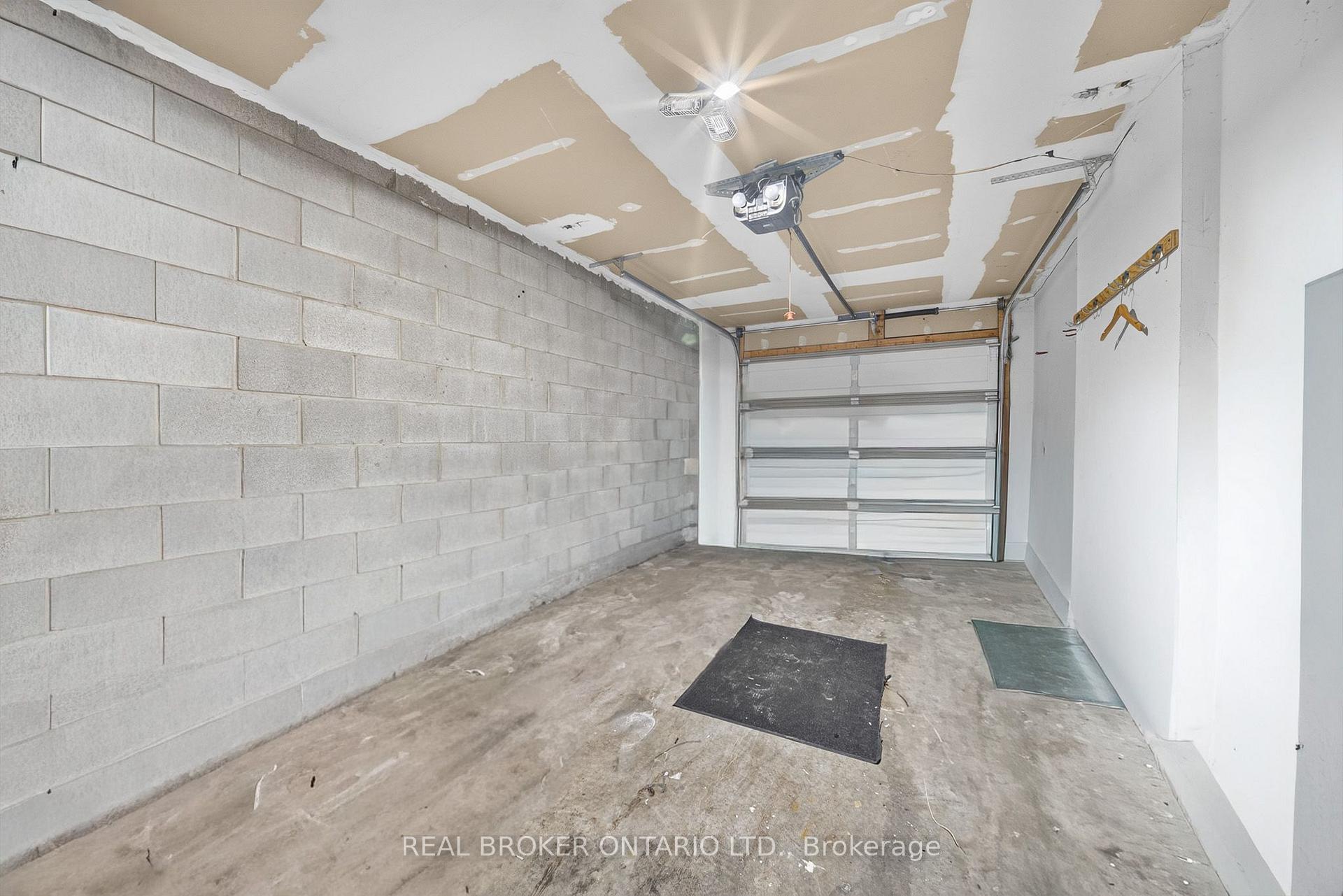 Photo 34 of Unit 77, 800 Paramount Drive, Hamilton, Stoney Creek Mountain — HOMEH