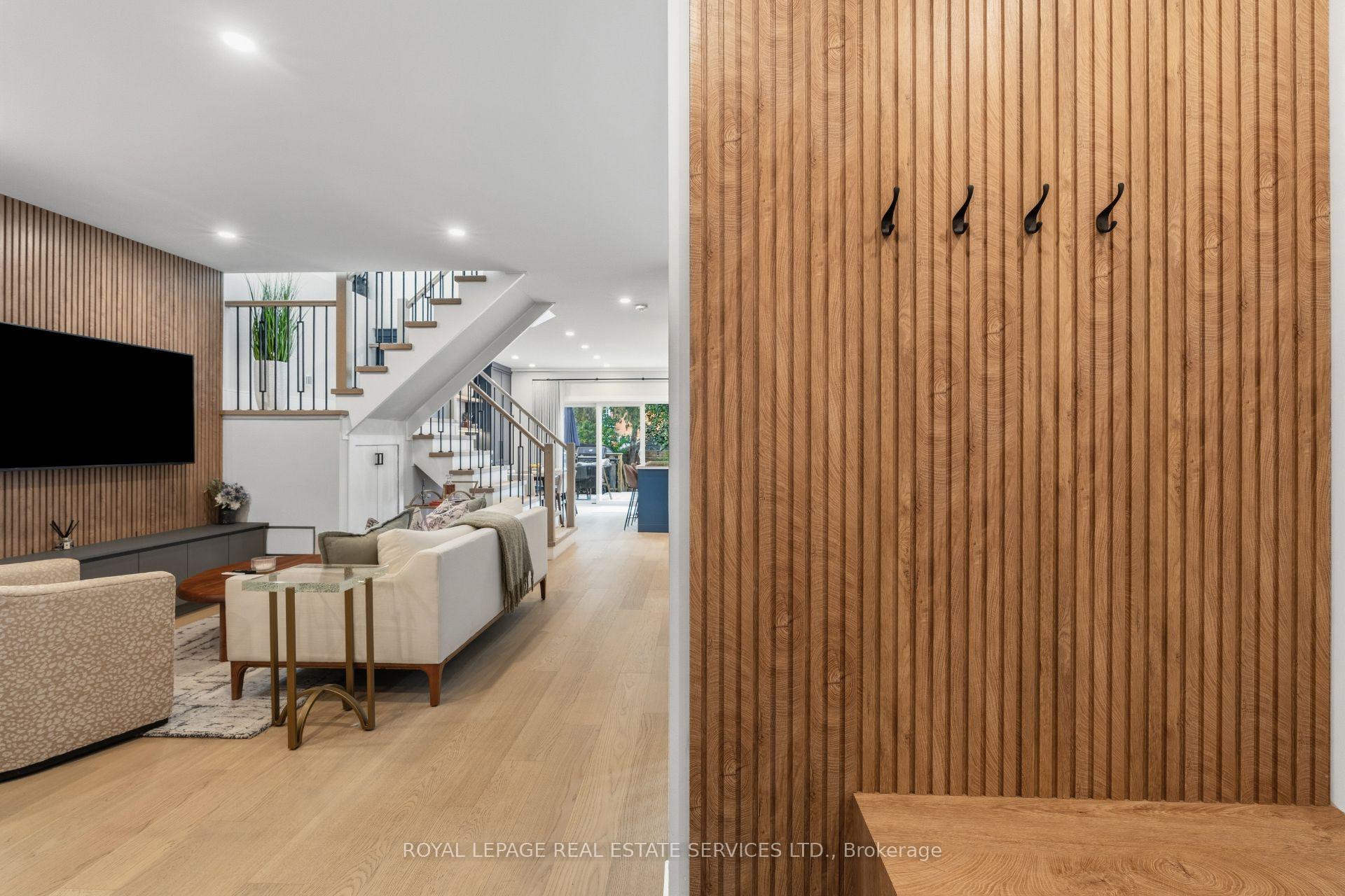 Photo 4 of 865 Windermere Avenue, Toronto, Runnymede-Bloor West Village — HOMEH