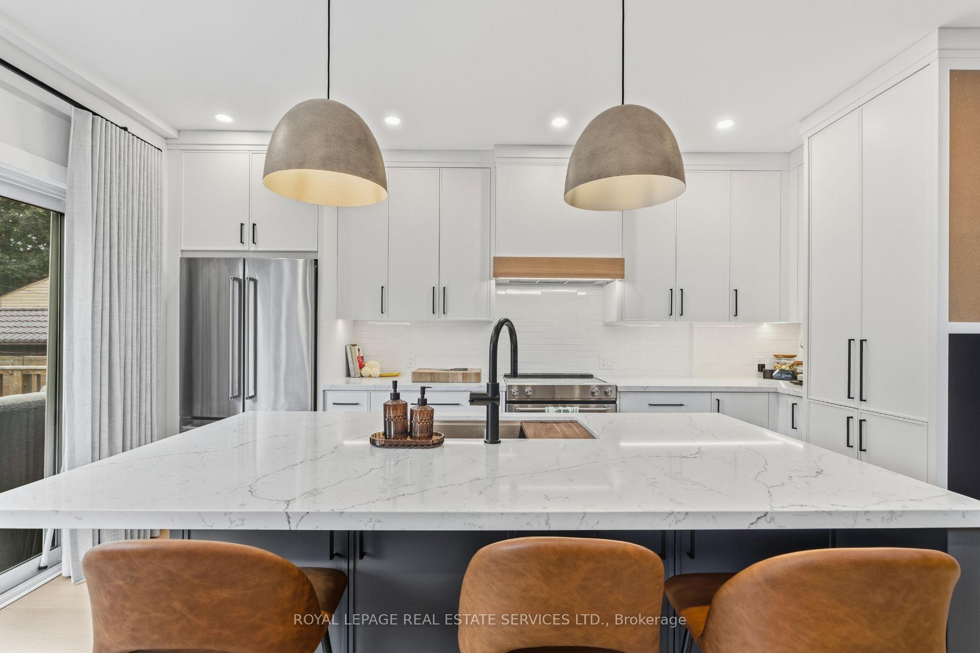 Photo 12 of 865 Windermere Avenue, Toronto, Runnymede-Bloor West Village — HOMEH