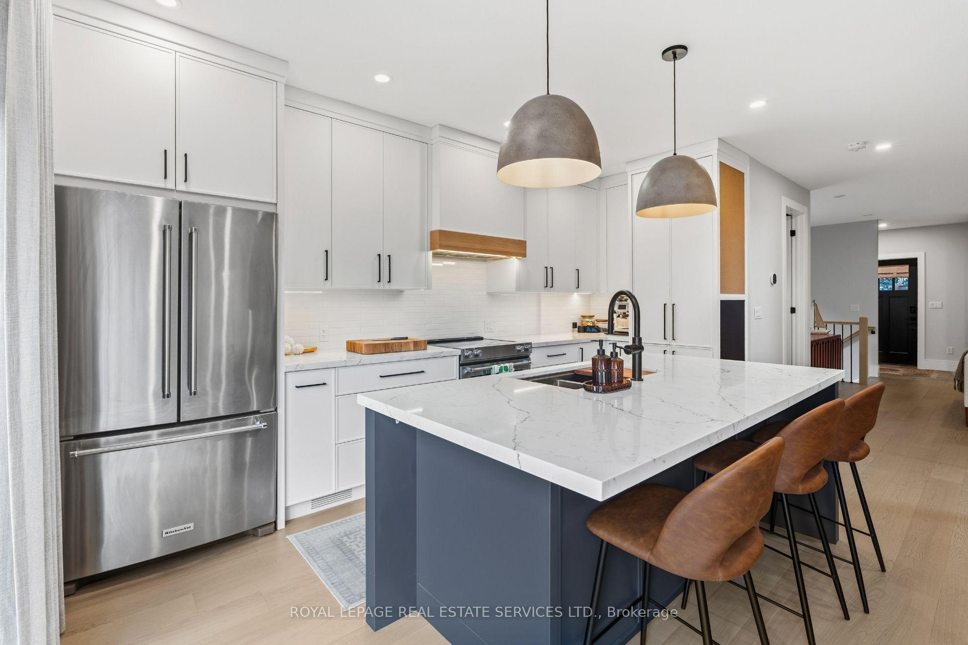 Photo 13 of 865 Windermere Avenue, Toronto, Runnymede-Bloor West Village — HOMEH