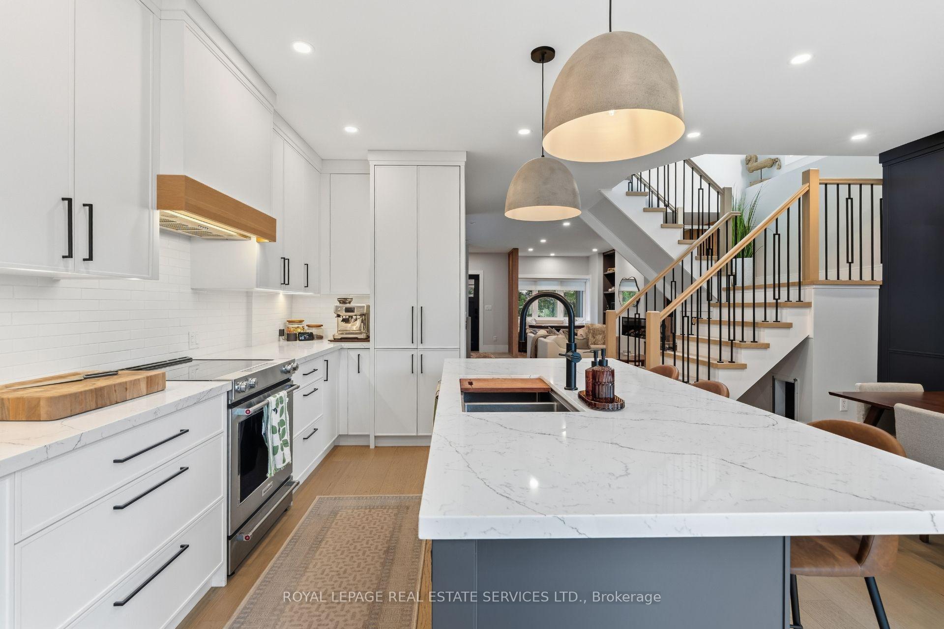 Photo 14 of 865 Windermere Avenue, Toronto, Runnymede-Bloor West Village — HOMEH
