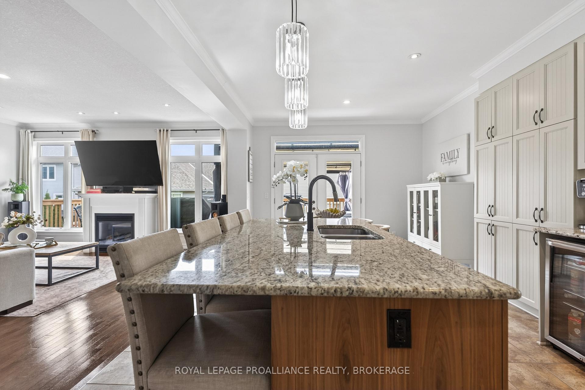 Photo 13 of 1153 Escala Crescent, Kingston, City Northwest — HOMEH