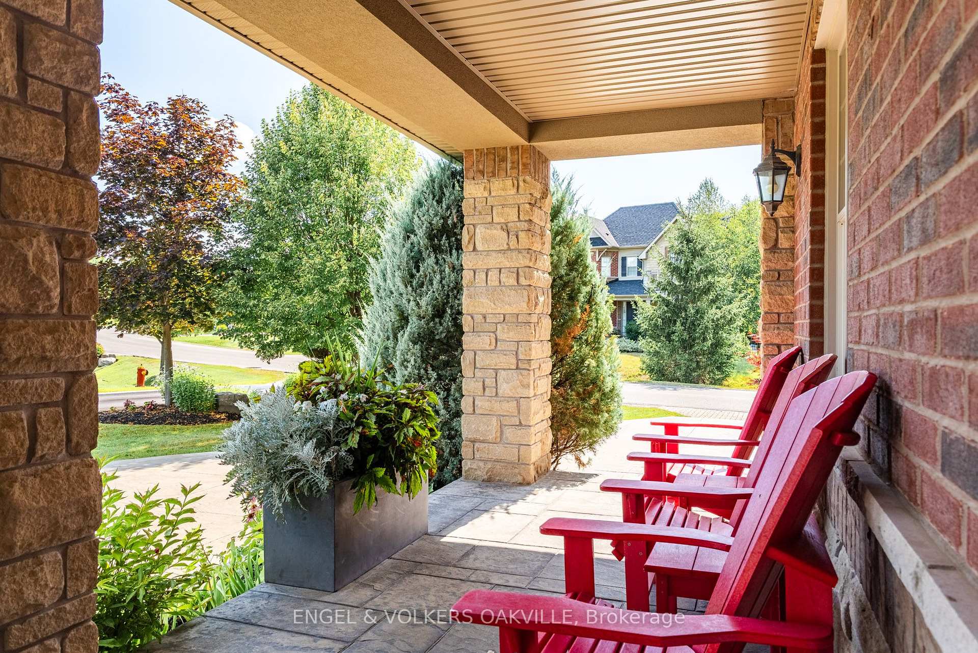 Photo 17 of 33 Barraclough Boulevard, Halton Hills, Rural Halton Hills — HOMEH