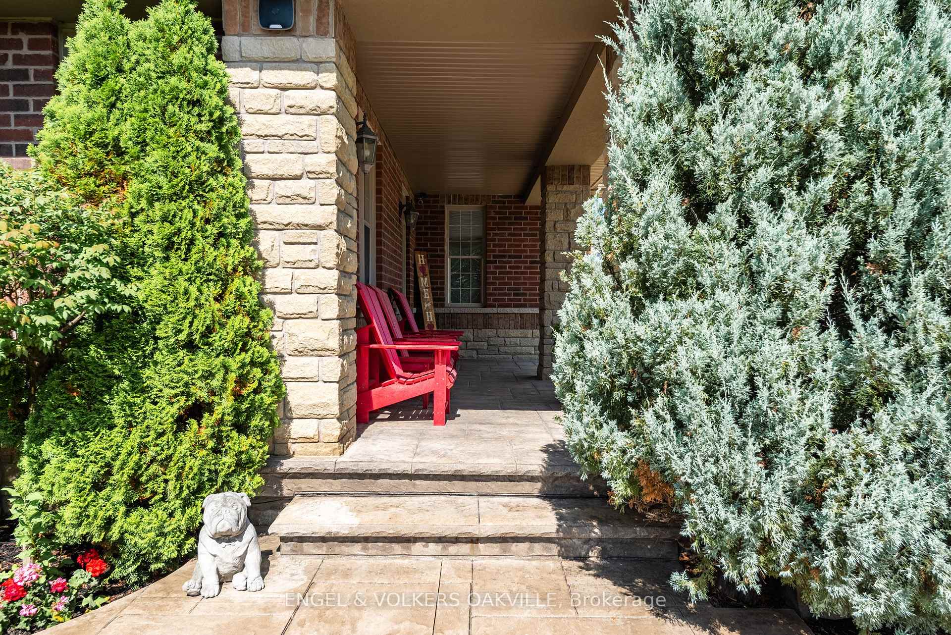 Photo 21 of 33 Barraclough Boulevard, Halton Hills, Rural Halton Hills — HOMEH