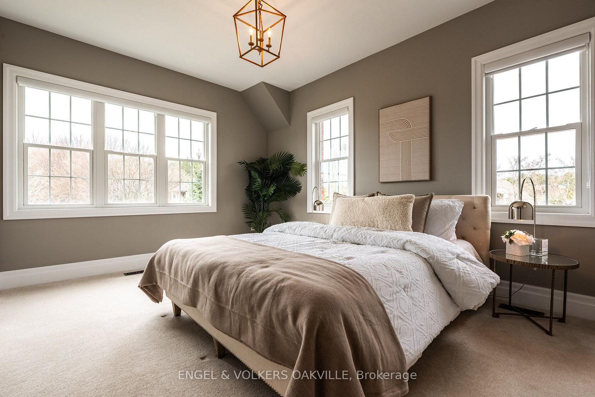 Photo 30 of 33 Barraclough Boulevard, Halton Hills, Rural Halton Hills — HOMEH