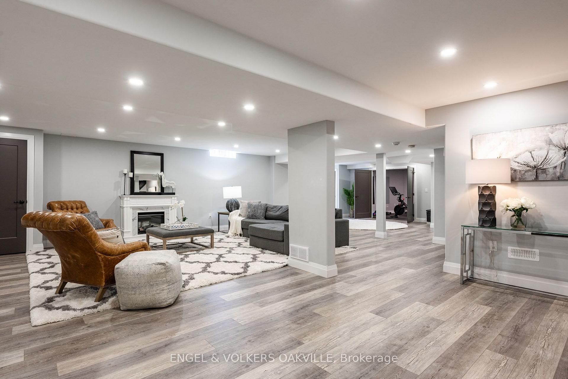 Photo 47 of 33 Barraclough Boulevard, Halton Hills, Rural Halton Hills — HOMEH