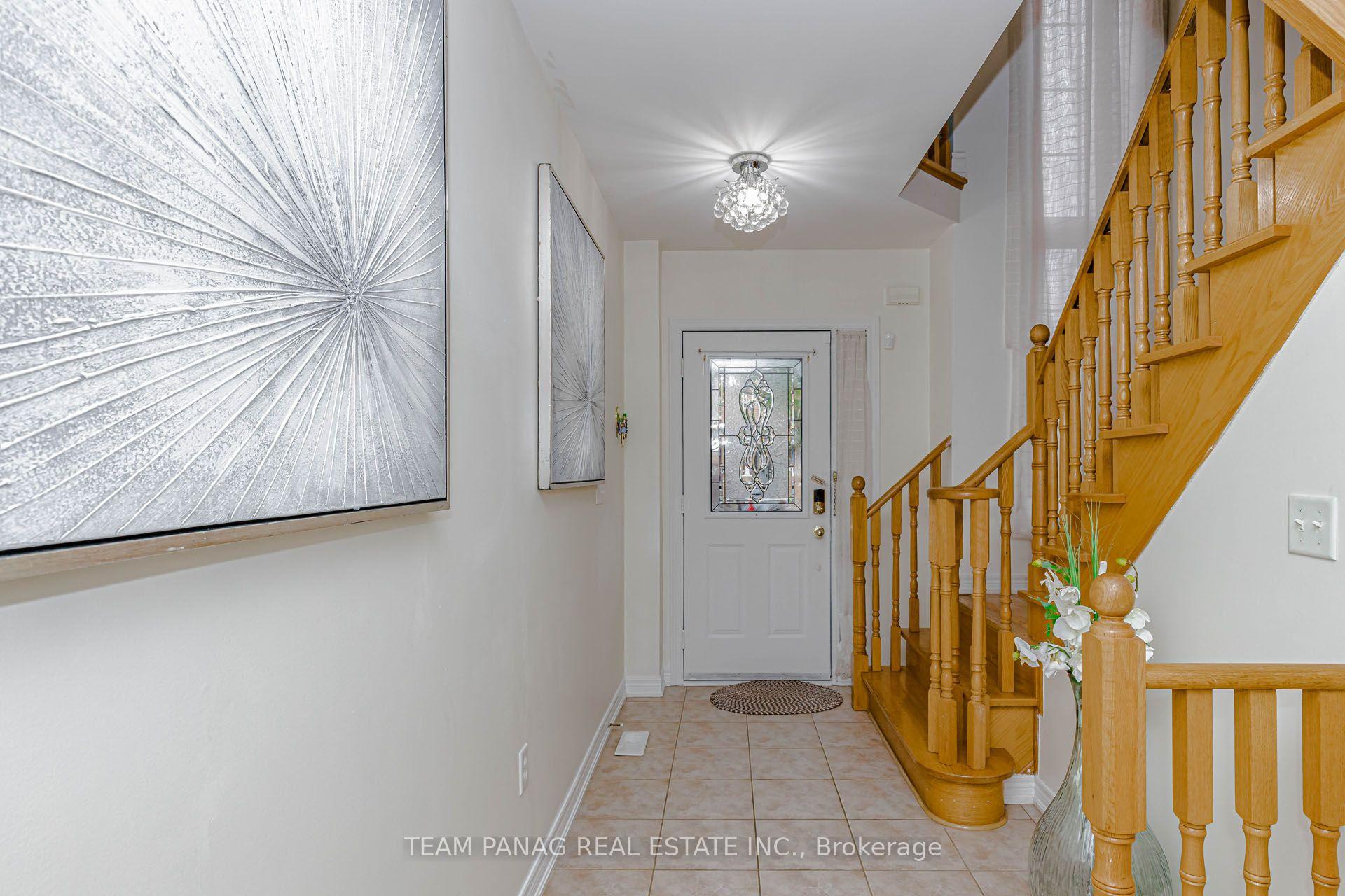 Photo 3 of 38 Mountland Road, Brampton, Bram East — HOMEH