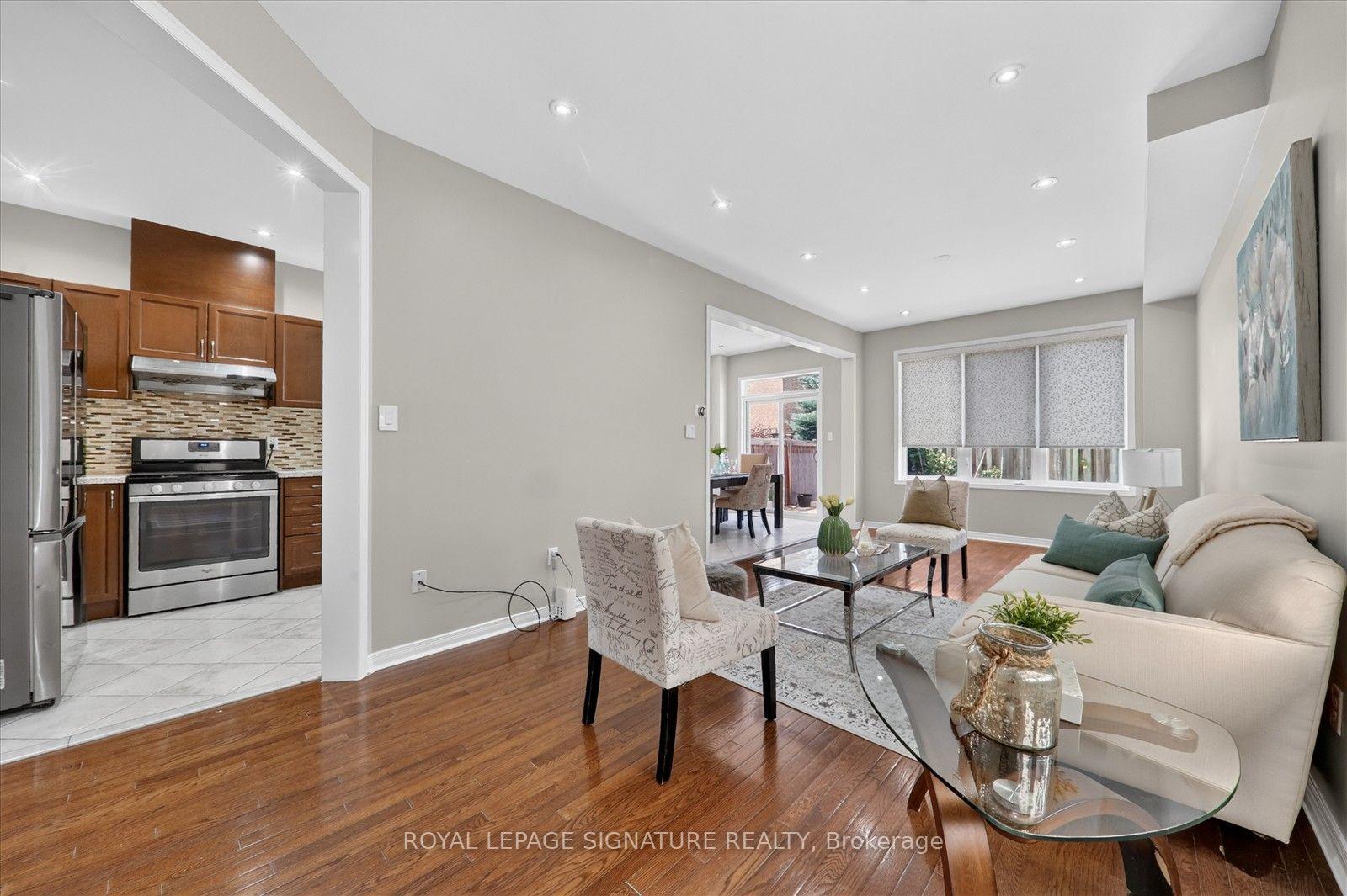 Photo 8 of 38 Coleluke Lane, Markham, Middlefield — HOMEH