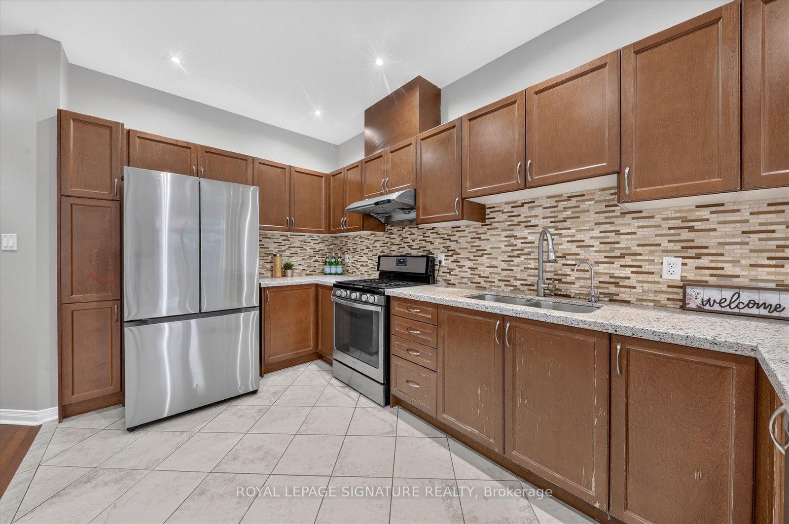 Photo 17 of 38 Coleluke Lane, Markham, Middlefield — HOMEH