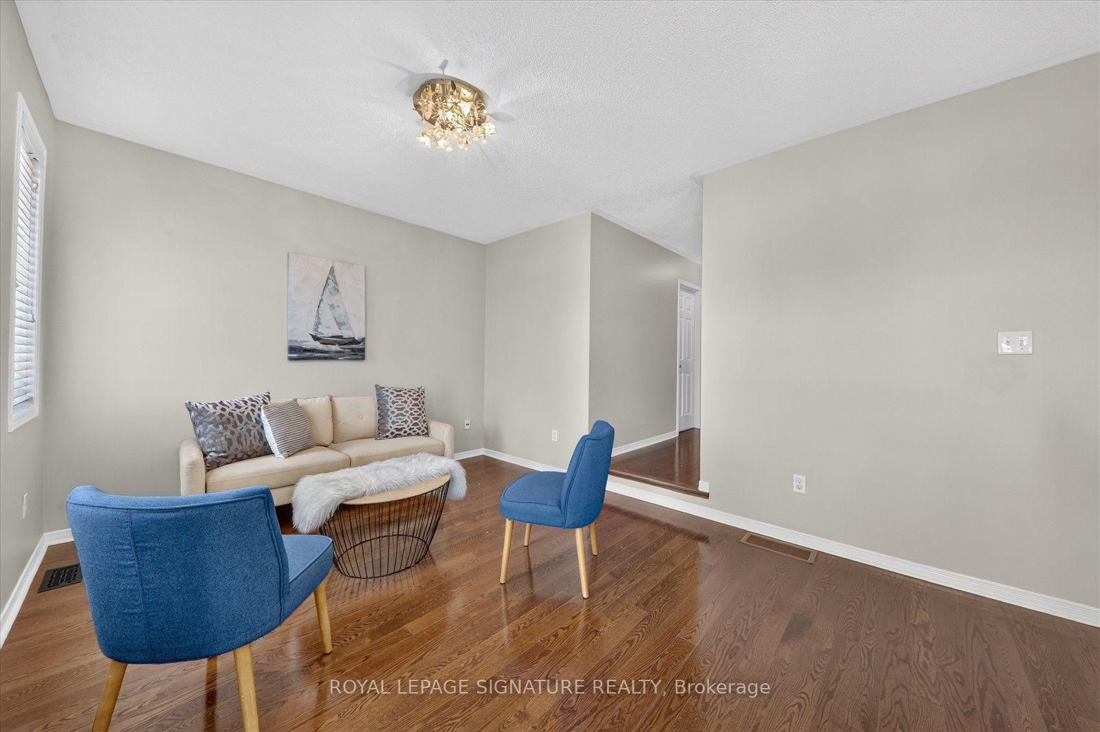 Photo 20 of 38 Coleluke Lane, Markham, Middlefield — HOMEH