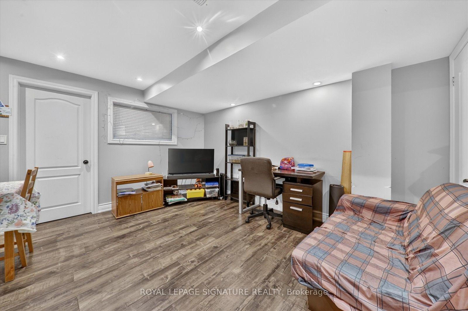 Photo 35 of 38 Coleluke Lane, Markham, Middlefield — HOMEH