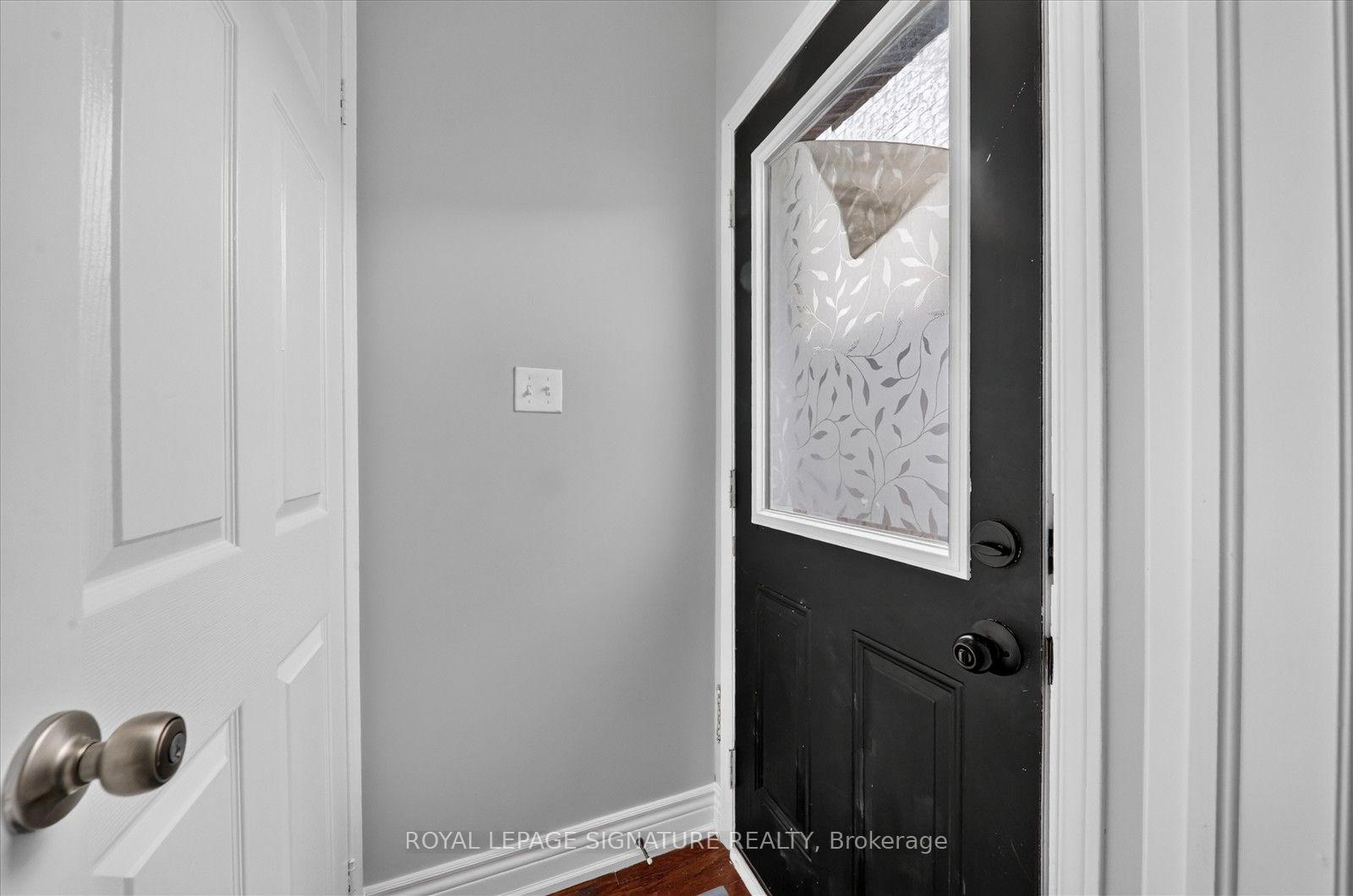 Photo 32 of 38 Coleluke Lane, Markham, Middlefield — HOMEH
