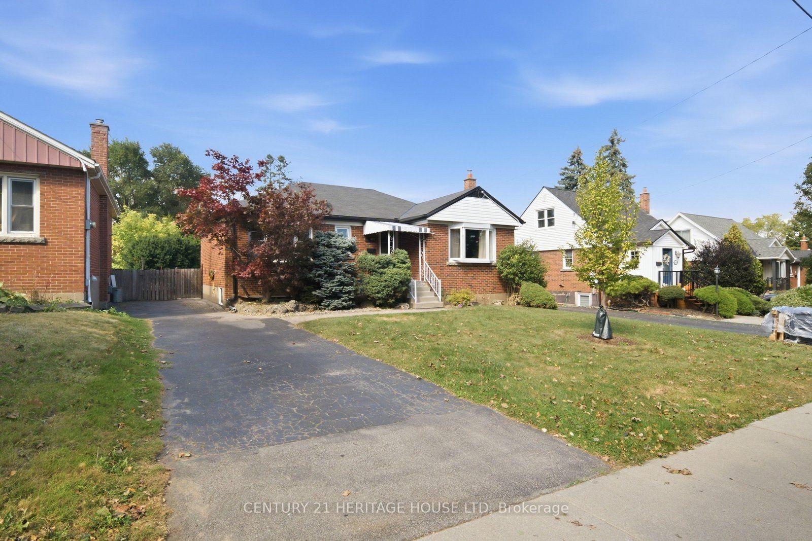 Photo 2 of 138 West 23rd Street, Hamilton, Westcliffe — HOMEH