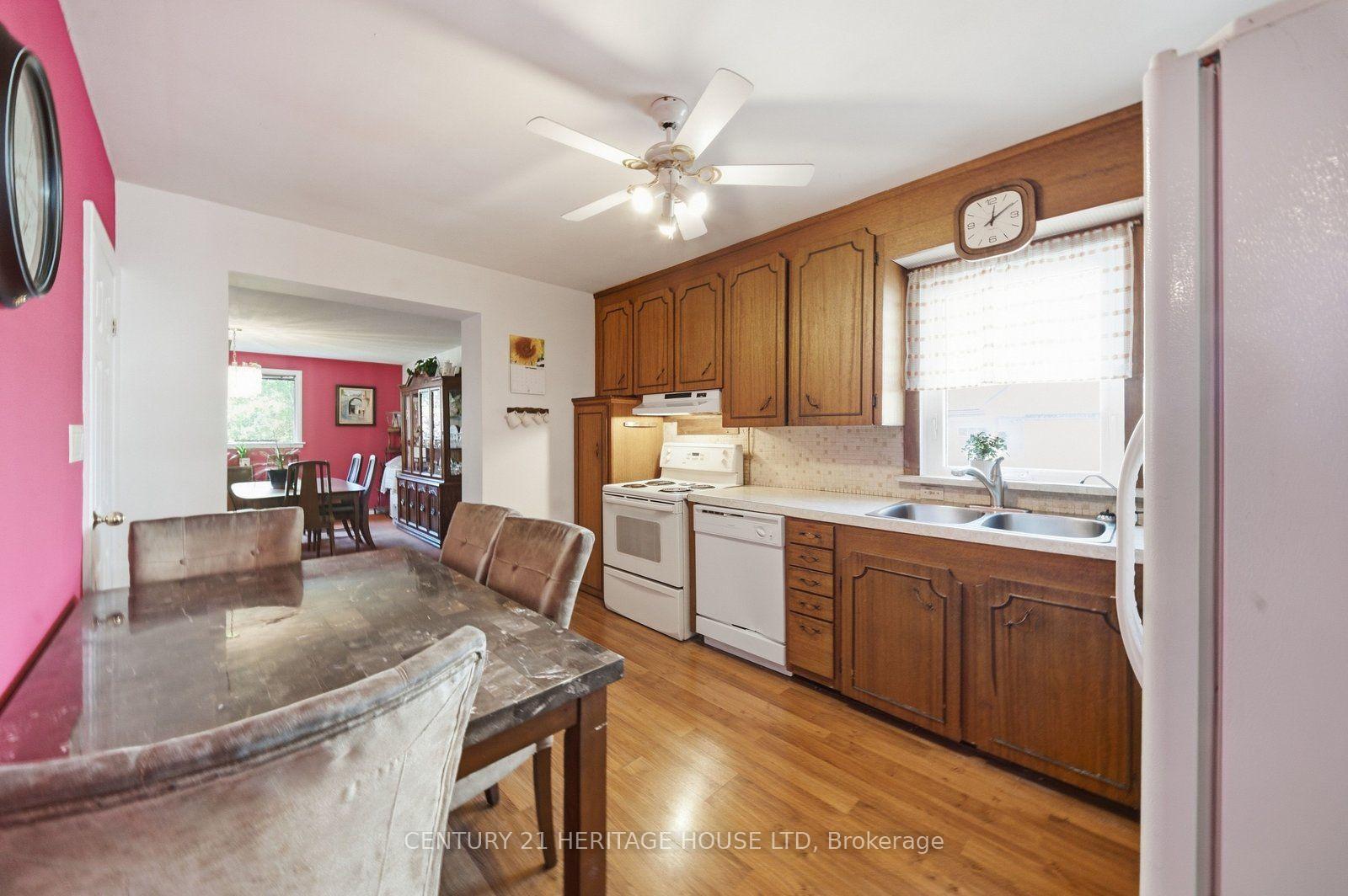 Photo 9 of 138 West 23rd Street, Hamilton, Westcliffe — HOMEH