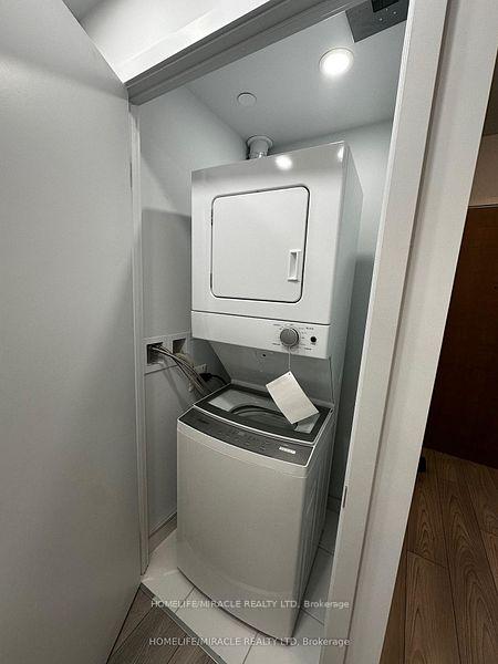 Photo 6 of Unit 1409, 2920 Hwy 7, Vaughan, Vaughan Corporate Centre — HOMEH