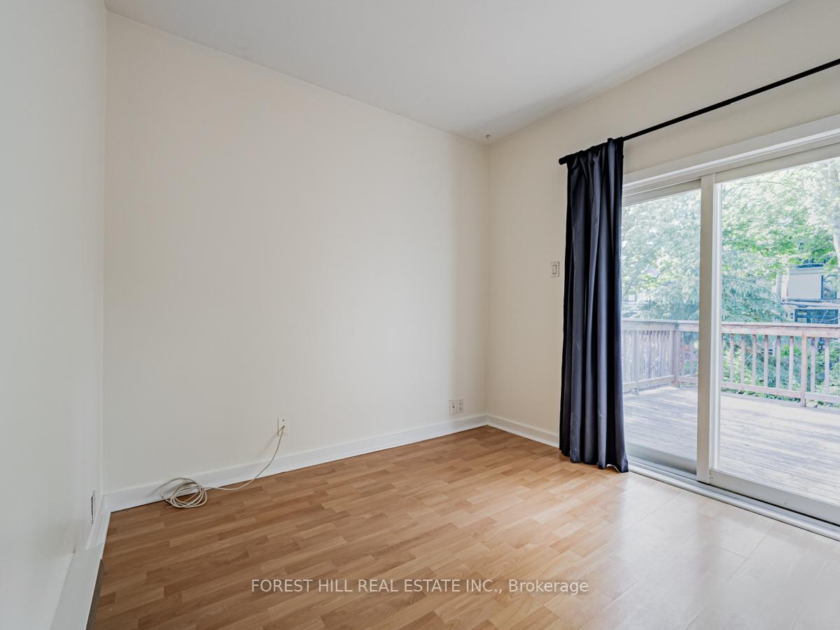 Photo 18 of Unit Upper, 70 Macpherson Avenue, Toronto, Rosedale-Moore Park — HOMEH