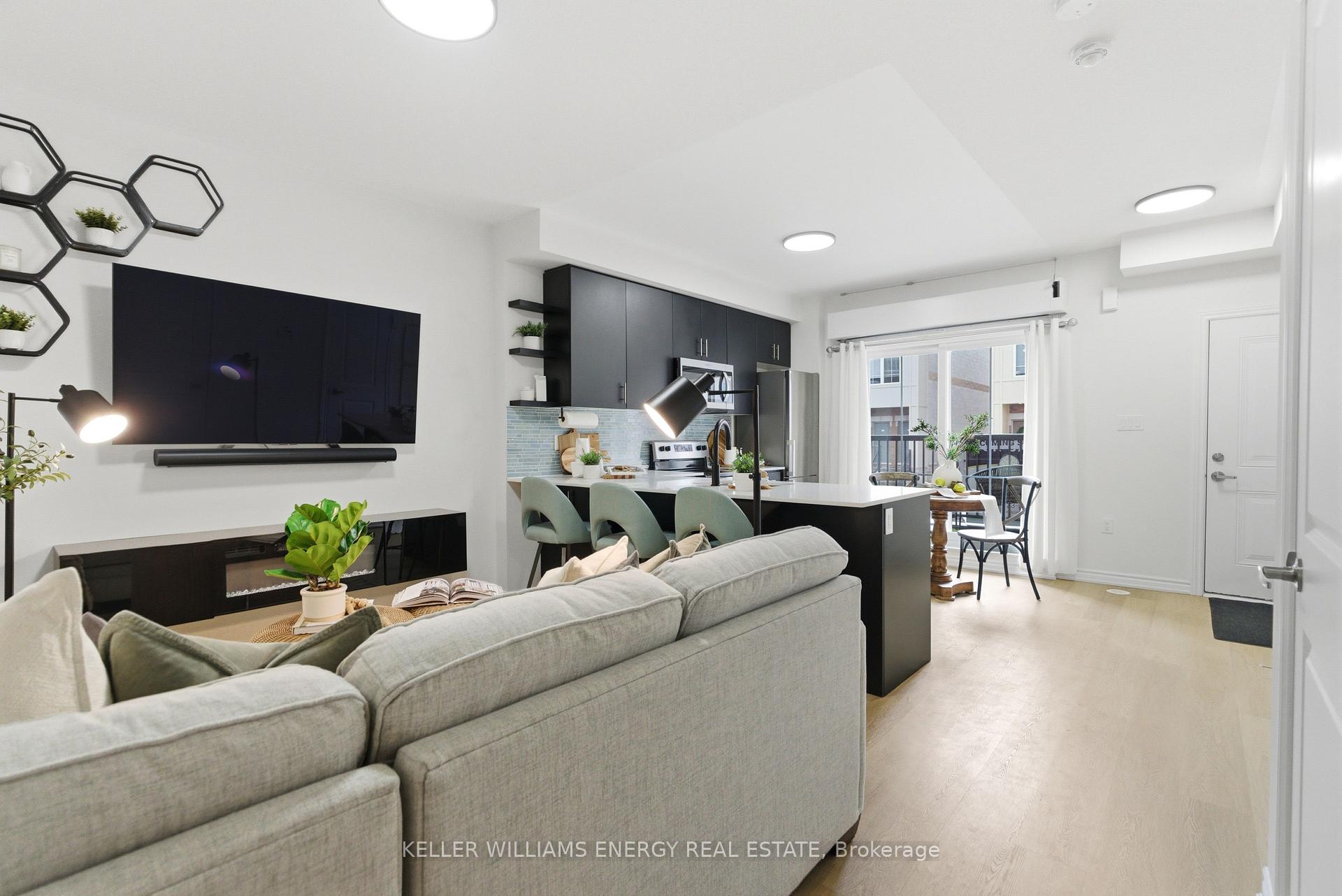 Photo 6 of Unit 7, 475 Beresford Path, Oshawa, Central — HOMEH