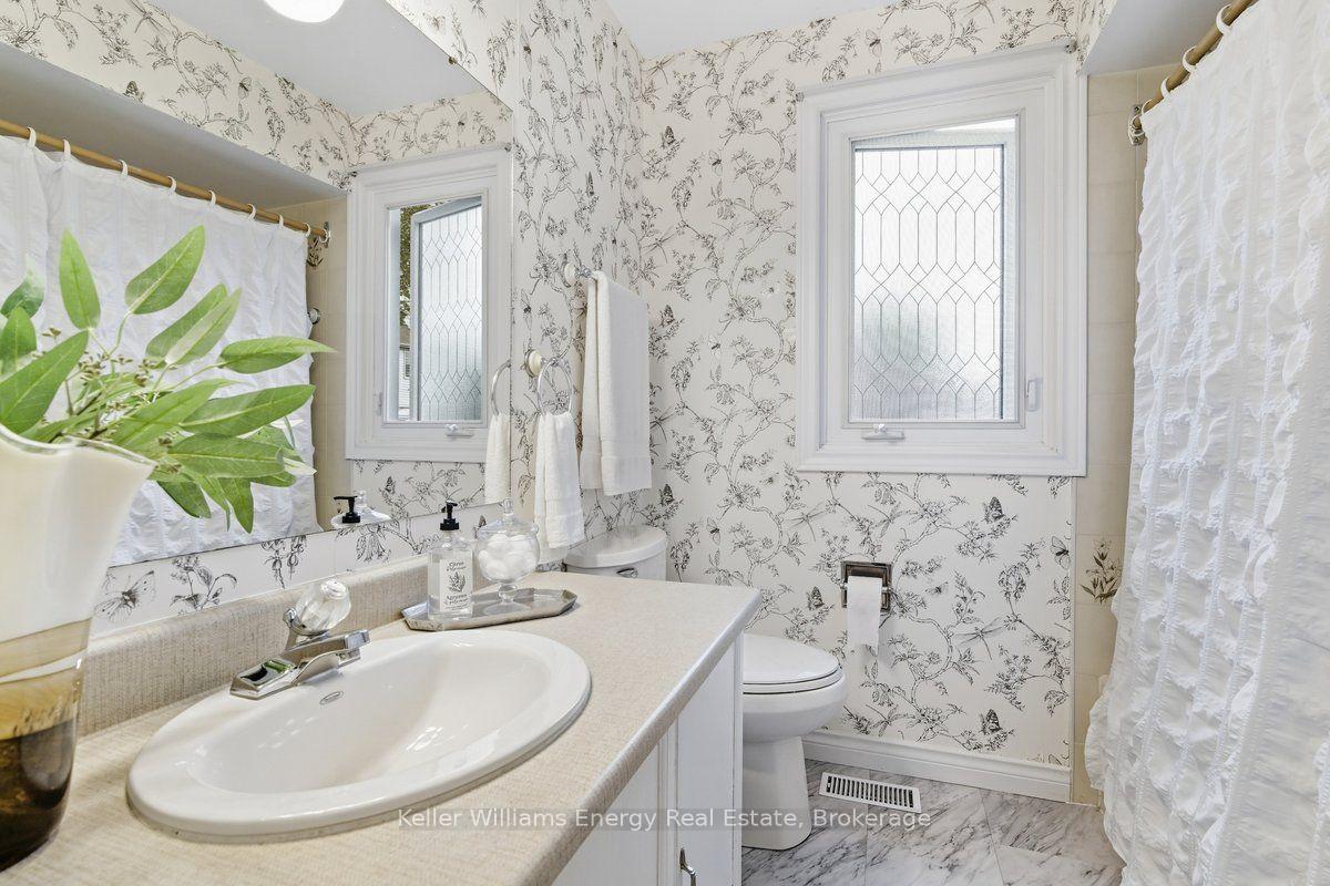 Photo 26 of 602 Carlisle Street, Cobourg — HOMEH