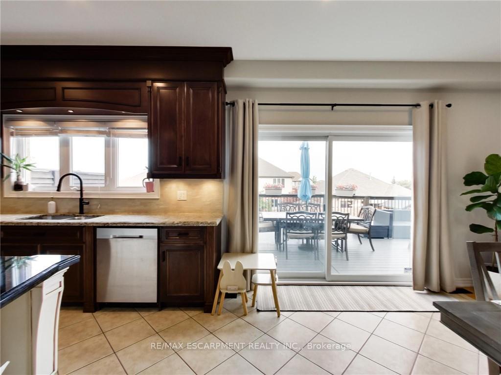 Photo 31 of 4007 Bush Crescent, Lincoln, Beamsville — HOMEH