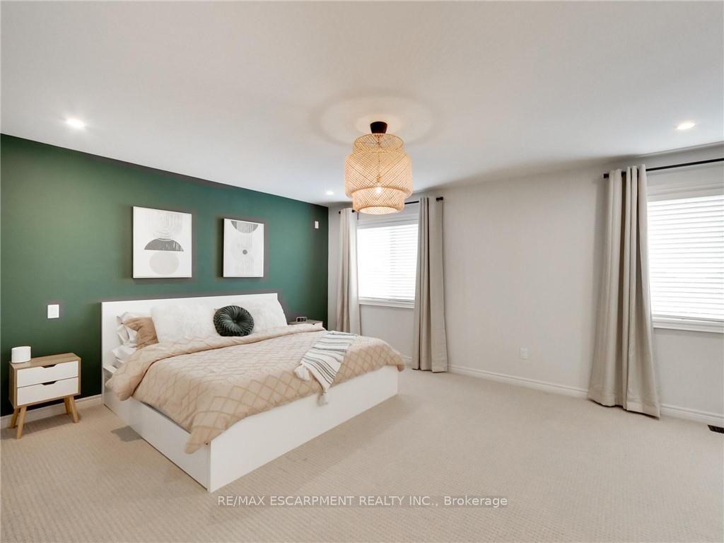 Photo 43 of 4007 Bush Crescent, Lincoln, Beamsville — HOMEH