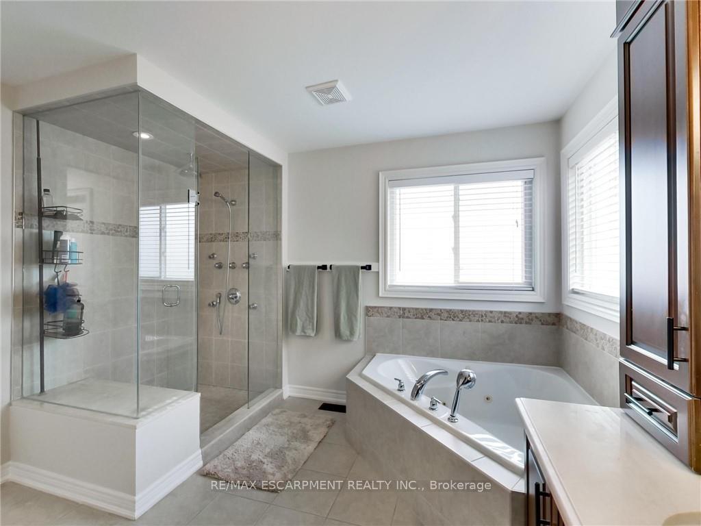 Photo 53 of 4007 Bush Crescent, Lincoln, Beamsville — HOMEH