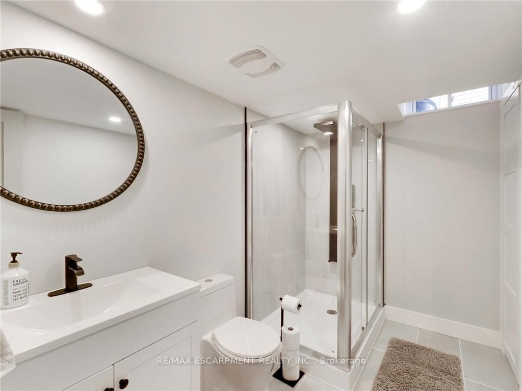 Photo 79 of 4007 Bush Crescent, Lincoln, Beamsville — HOMEH