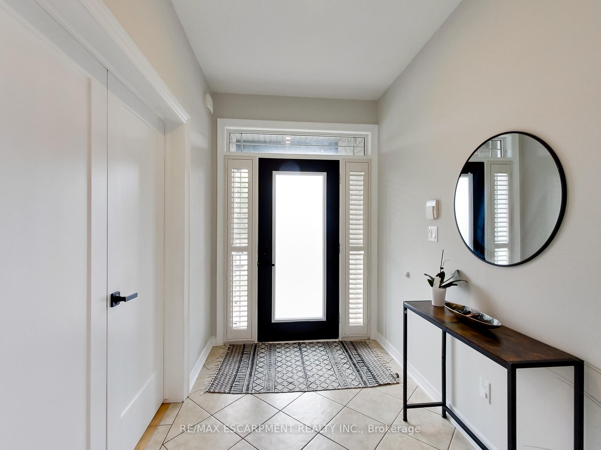 Photo 8 of 4007 Bush Crescent, Lincoln, Beamsville — HOMEH