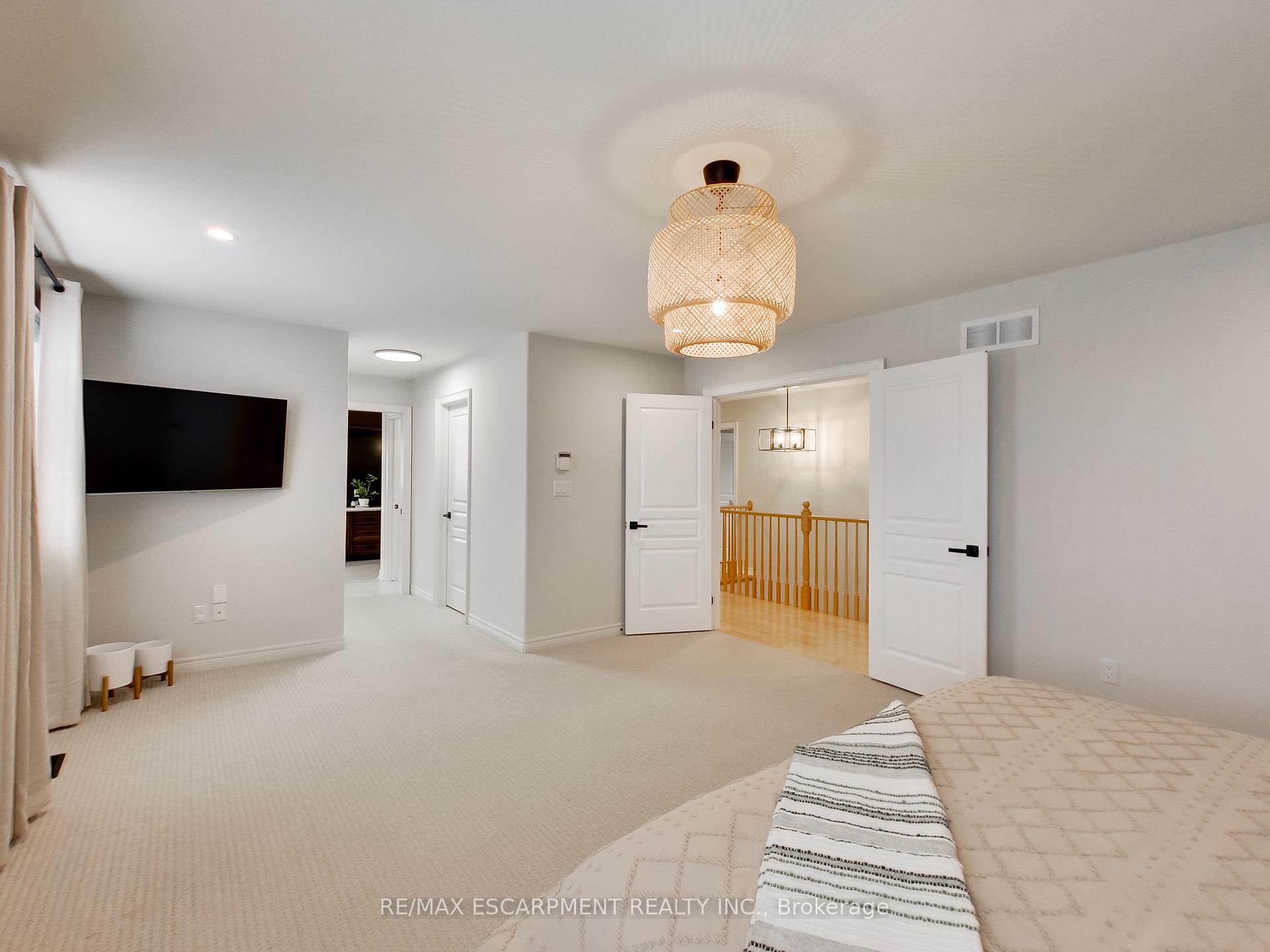 Photo 34 of 4007 Bush Crescent, Lincoln, Beamsville — HOMEH