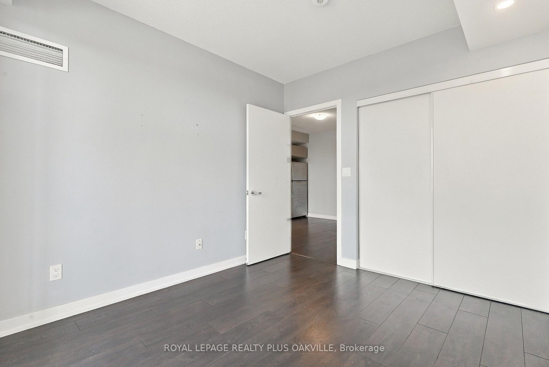Photo 9 of Unit A312, 3210 Dakota Common, Burlington, Alton — HOMEH