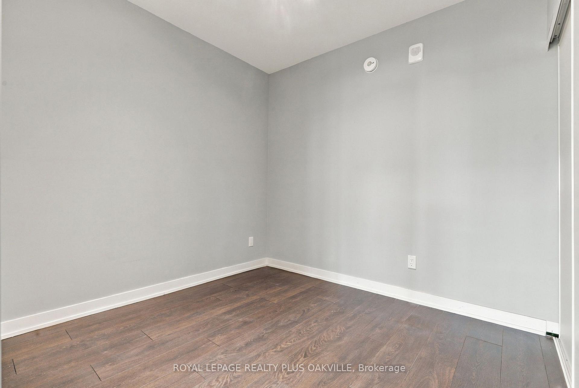 Photo 10 of Unit A312, 3210 Dakota Common, Burlington, Alton — HOMEH