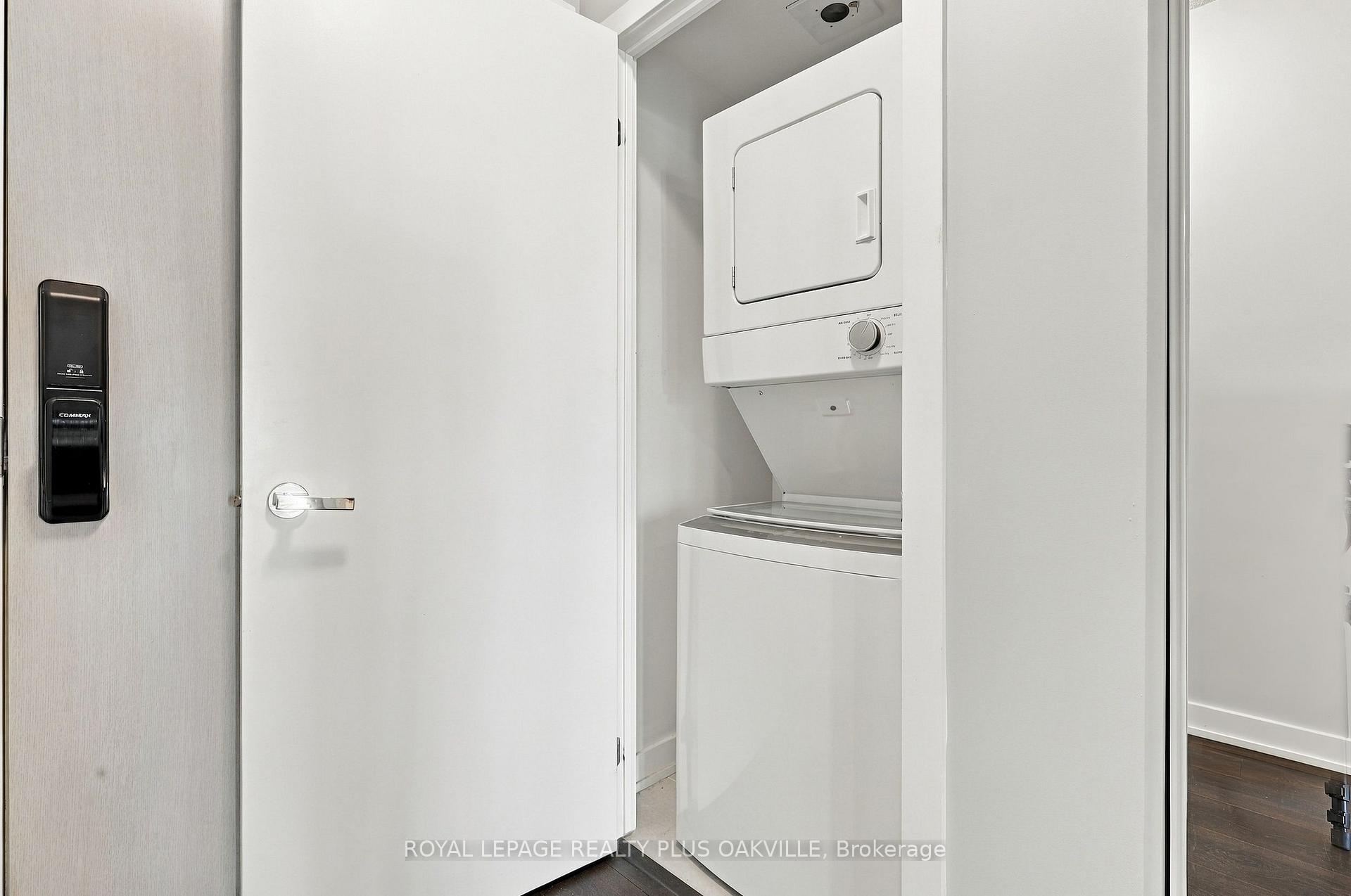 Photo 12 of Unit A312, 3210 Dakota Common, Burlington, Alton — HOMEH