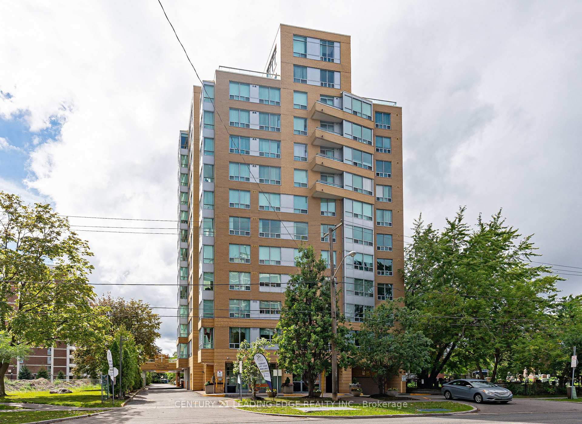 Photo of Unit 104, 2800 Warden Avenue