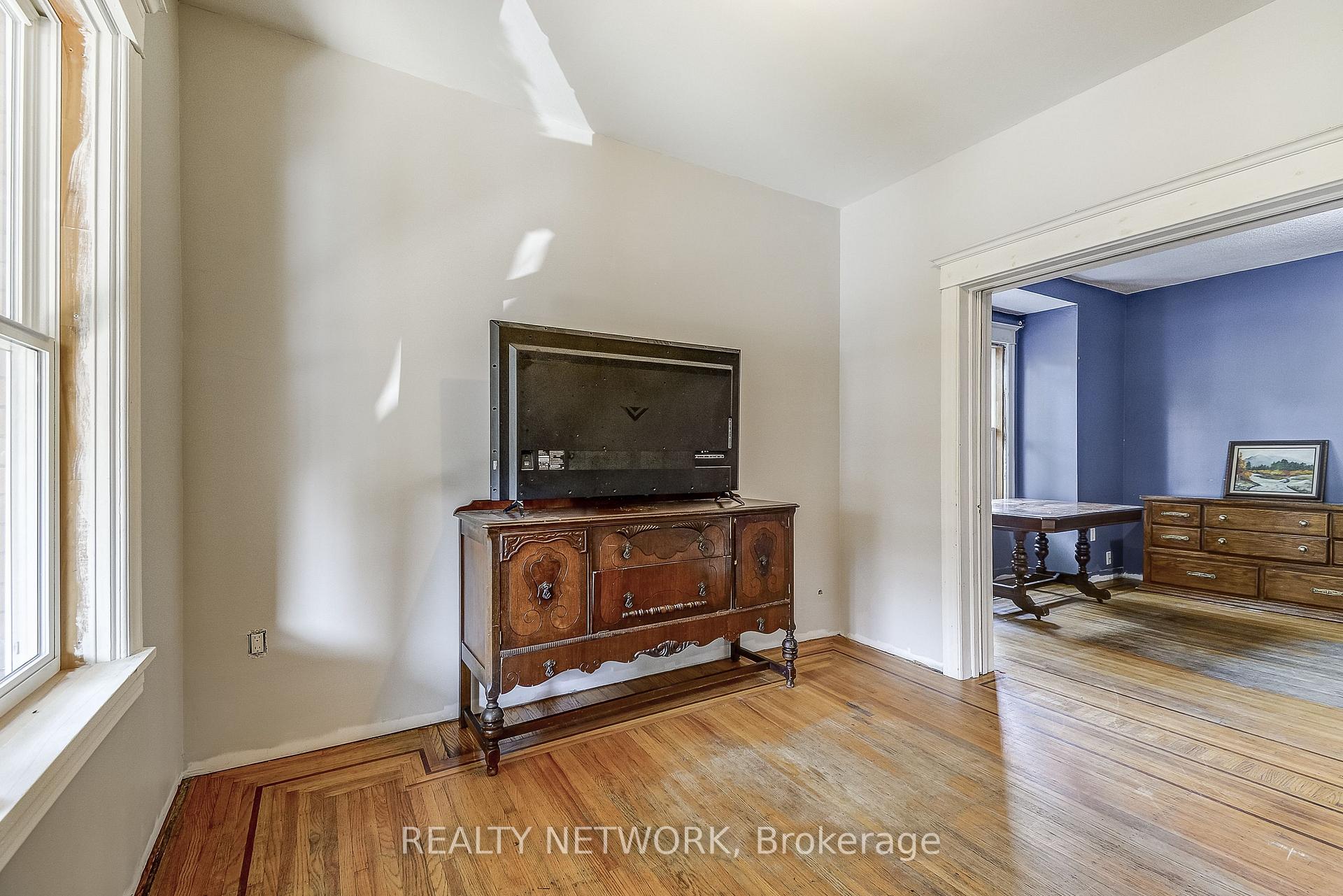 Photo 8 of 11 Elm Street, Hamilton, Blakeley — HOMEH