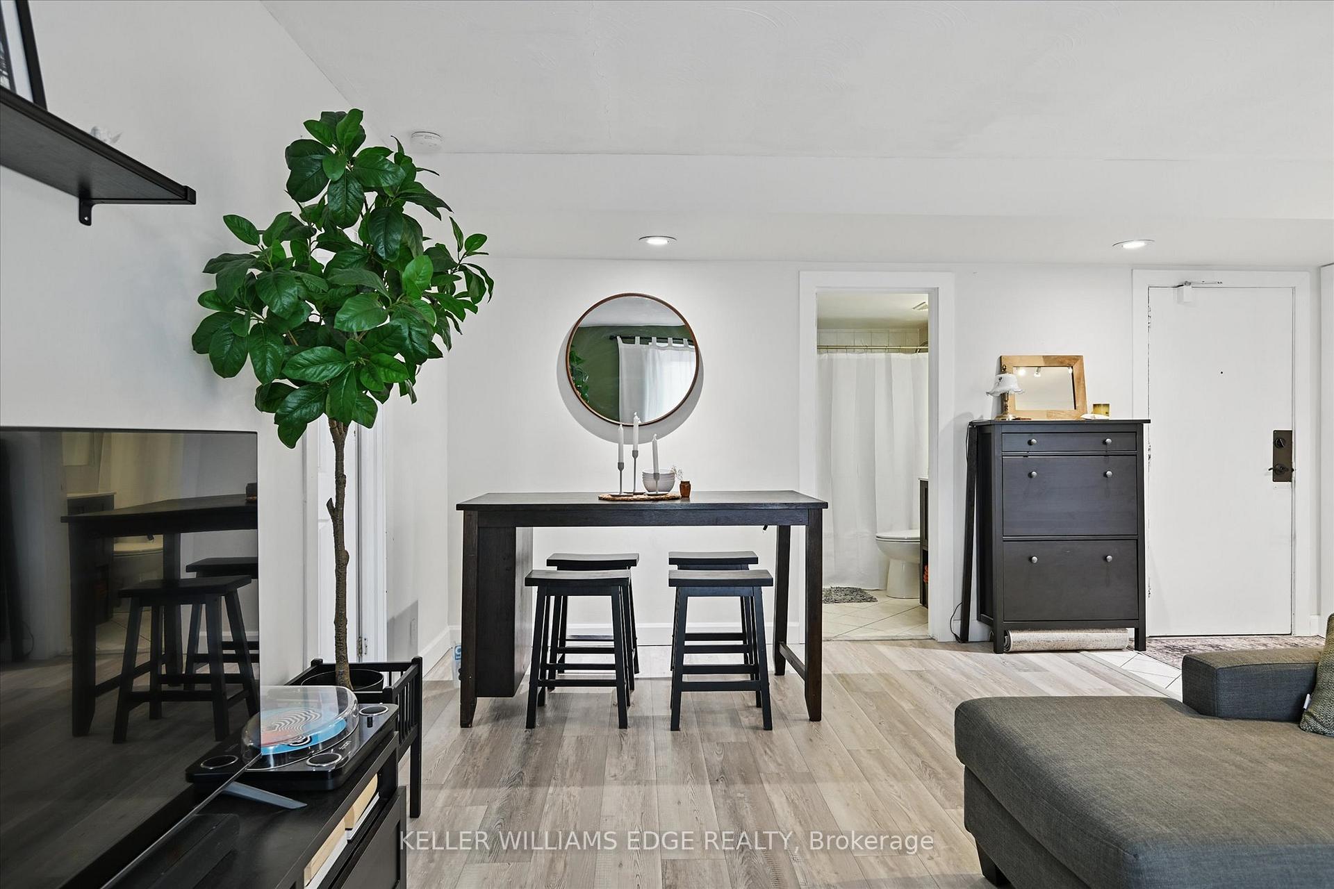 Photo 17 of Unit 43, 2373 King Street E, Hamilton, Glenview — HOMEH