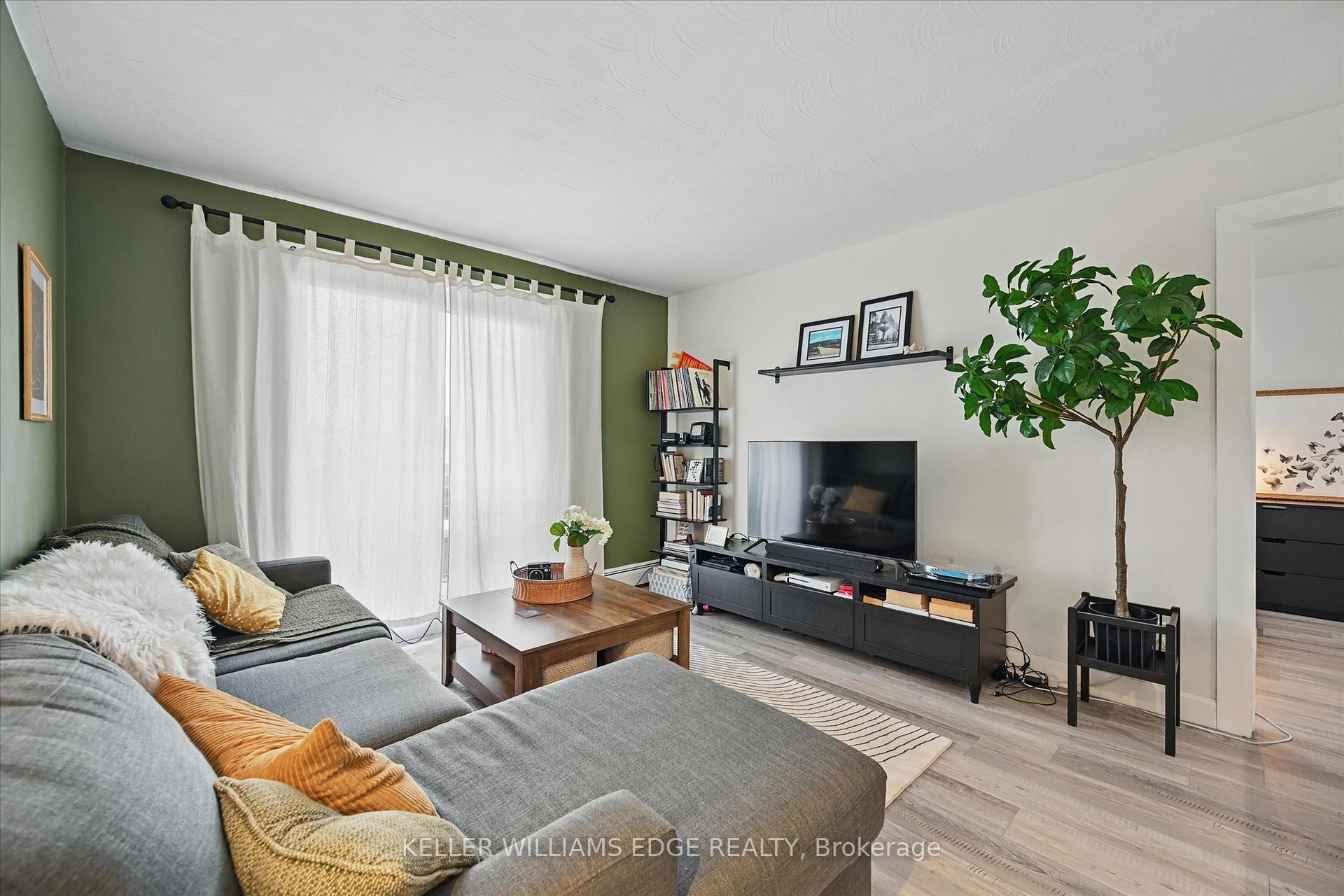 Photo 18 of Unit 43, 2373 King Street E, Hamilton, Glenview — HOMEH