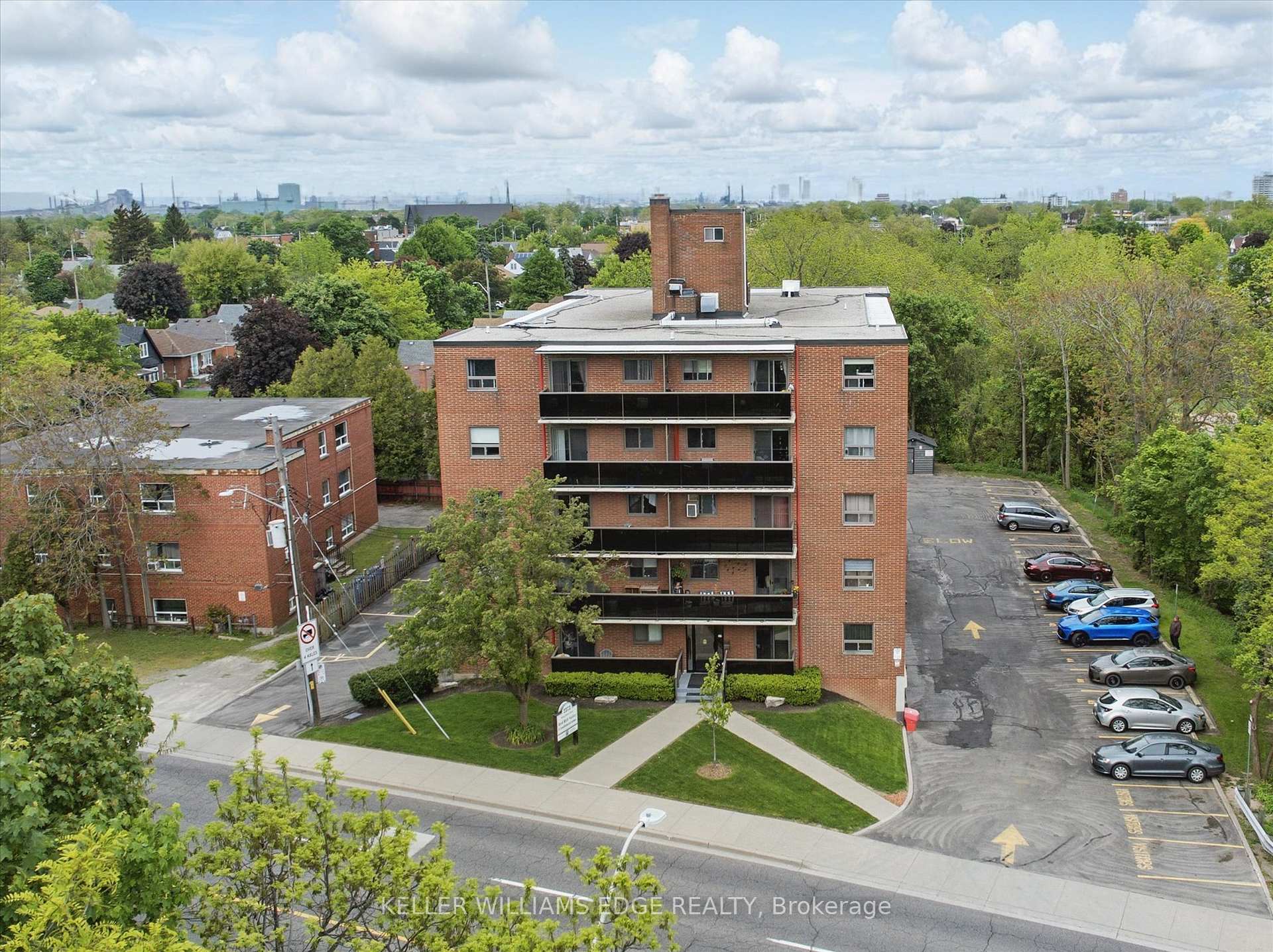 Photo 37 of Unit 43, 2373 King Street E, Hamilton, Glenview — HOMEH