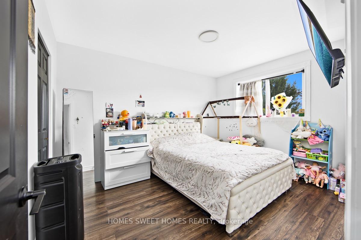 Photo 12 of 99 Amberjack Boulevard, Scarborough, Woburn — HOMEH