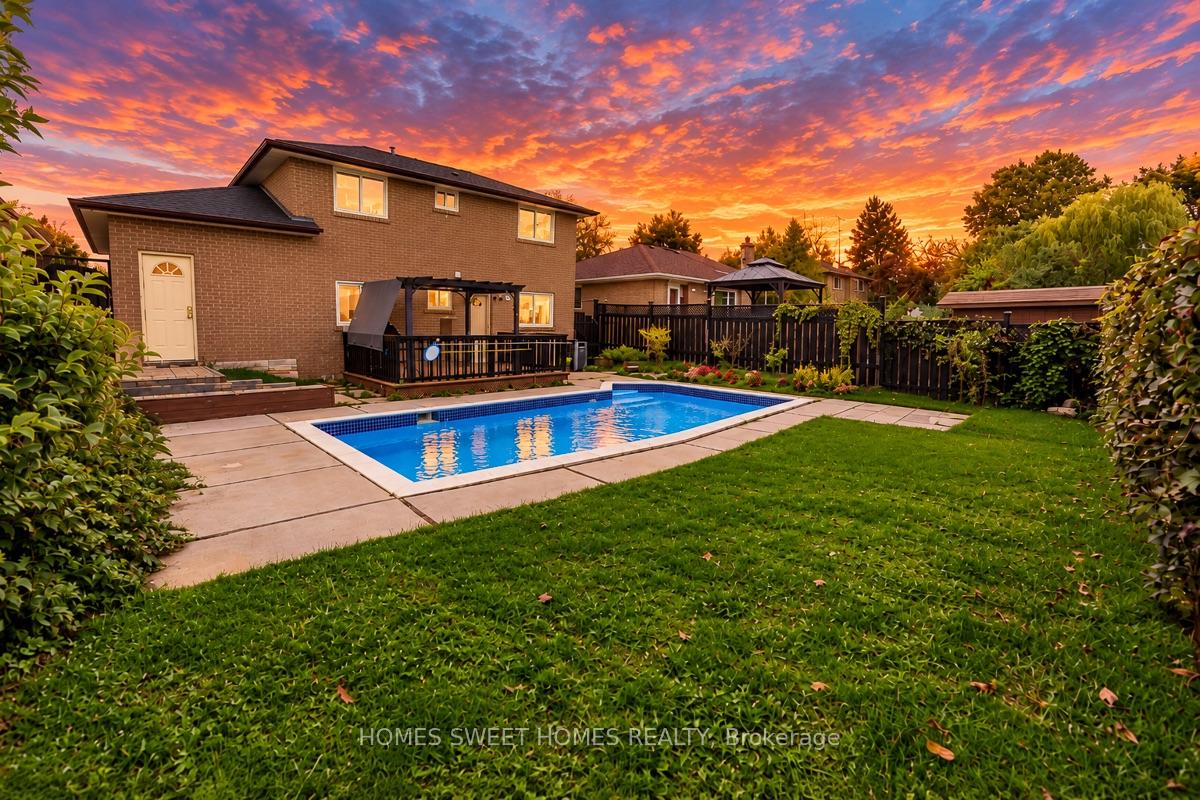 Photo 24 of 99 Amberjack Boulevard, Scarborough, Woburn — HOMEH