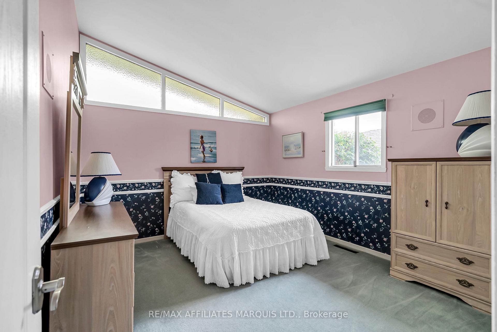 Photo 27 of 2724 Ross Avenue, Cornwall — HOMEH