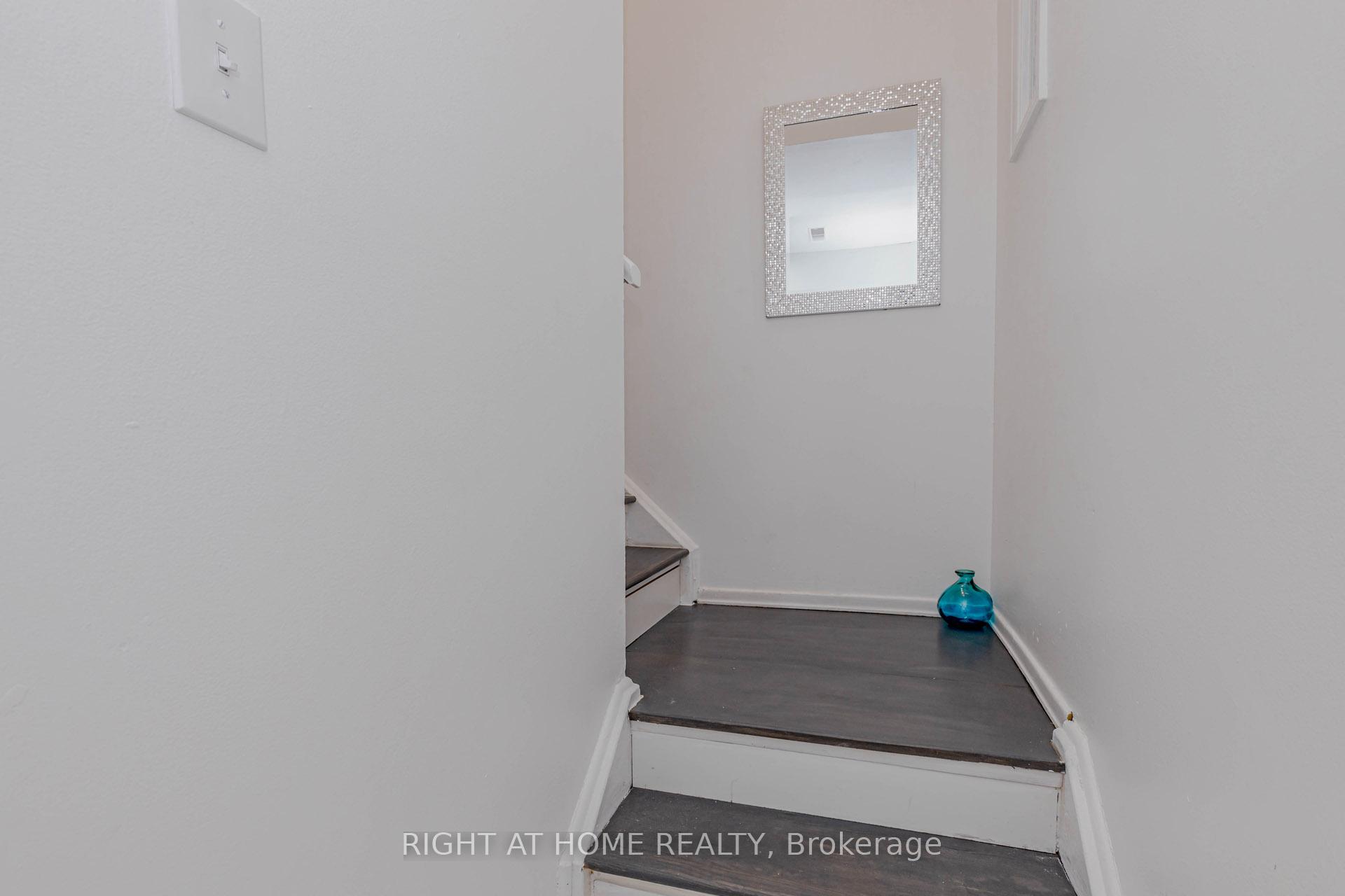 Photo 20 of Unit 3, 40 Rexdale Boulevard, Etobicoke, Rexdale-Kipling — HOMEH