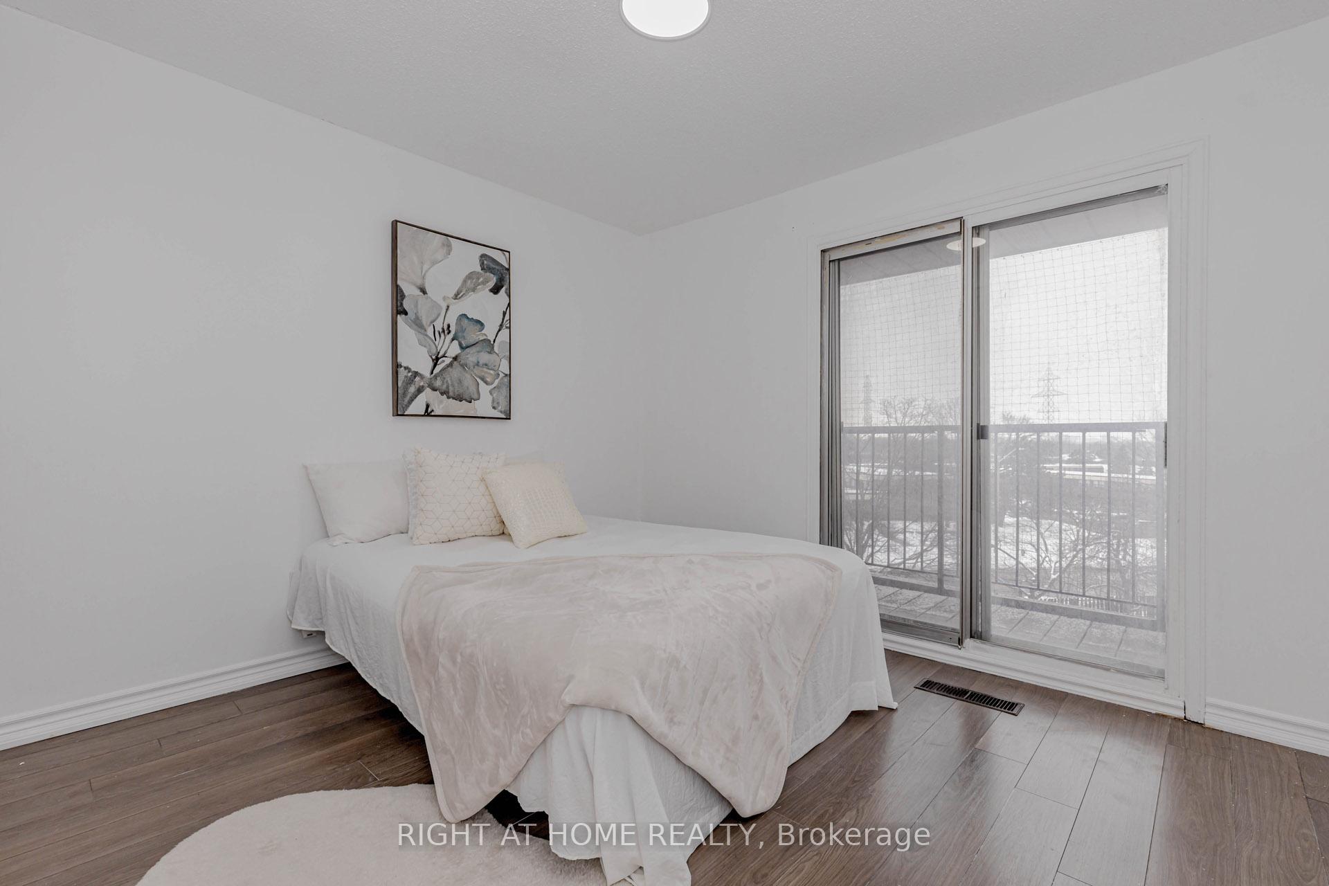 Photo 25 of Unit 3, 40 Rexdale Boulevard, Etobicoke, Rexdale-Kipling — HOMEH