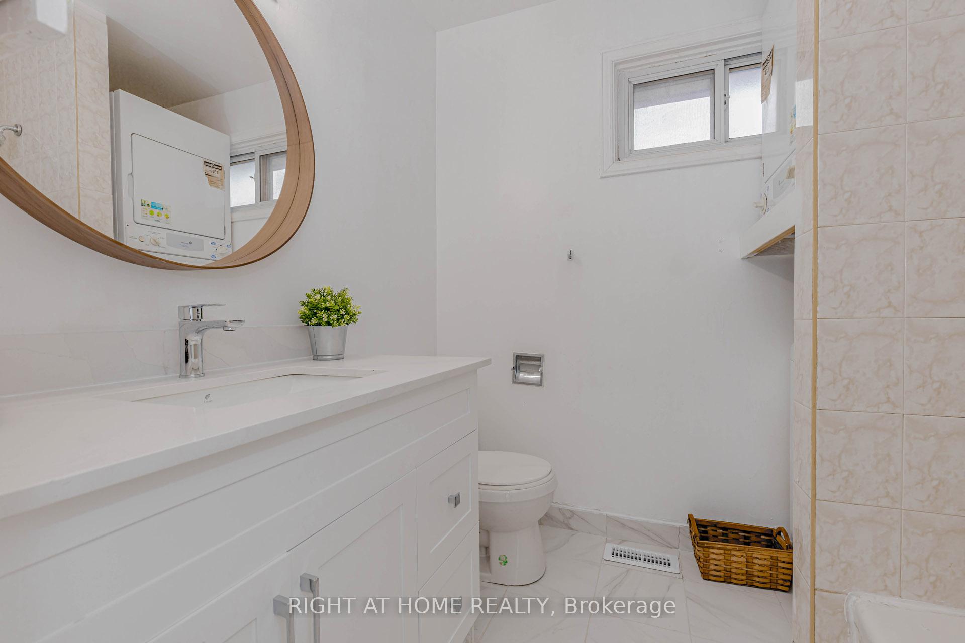 Photo 31 of Unit 3, 40 Rexdale Boulevard, Etobicoke, Rexdale-Kipling — HOMEH