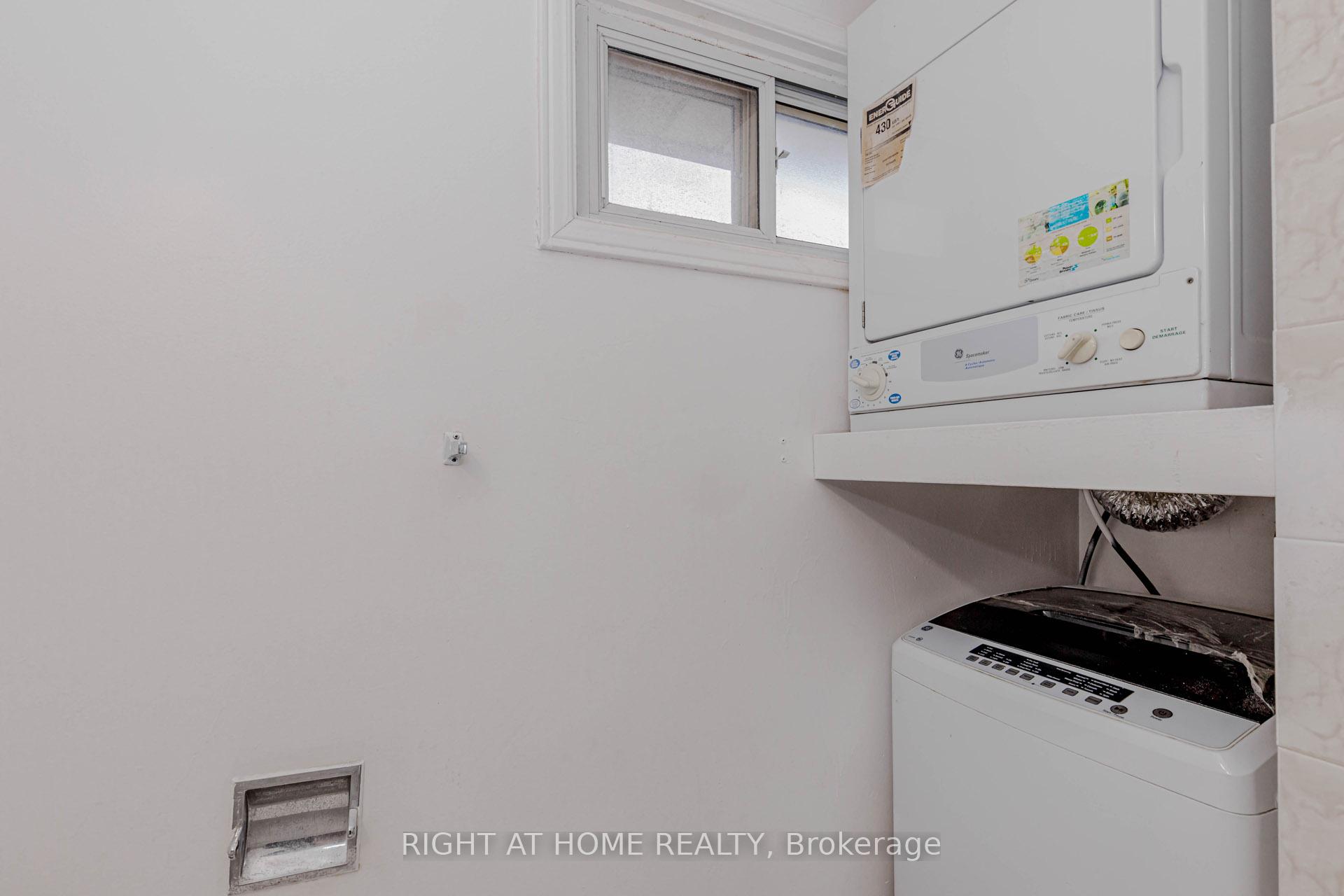 Photo 33 of Unit 3, 40 Rexdale Boulevard, Etobicoke, Rexdale-Kipling — HOMEH