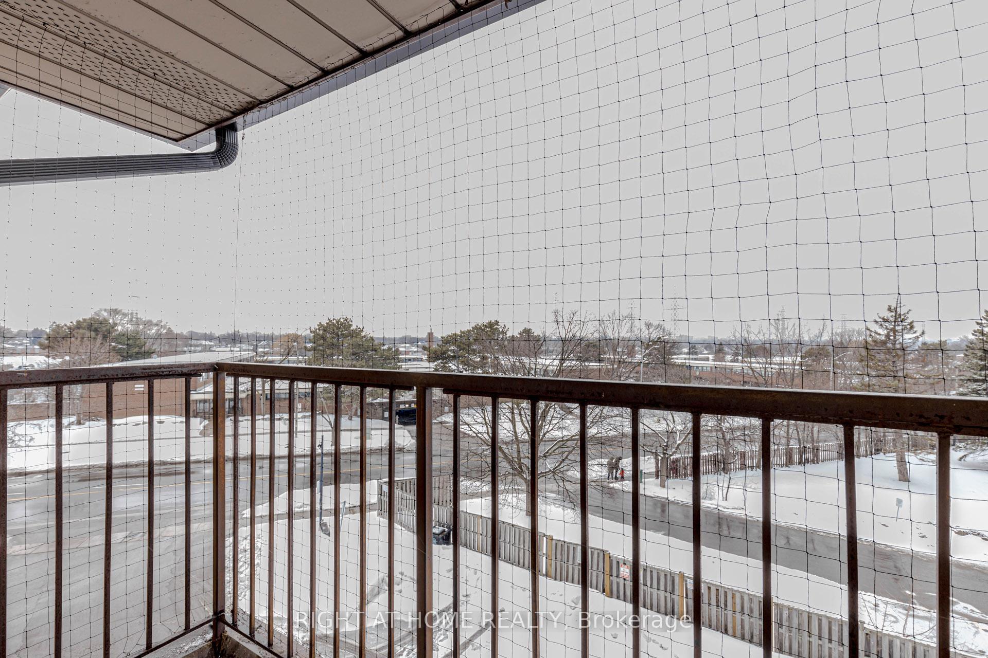 Photo 36 of Unit 3, 40 Rexdale Boulevard, Etobicoke, Rexdale-Kipling — HOMEH