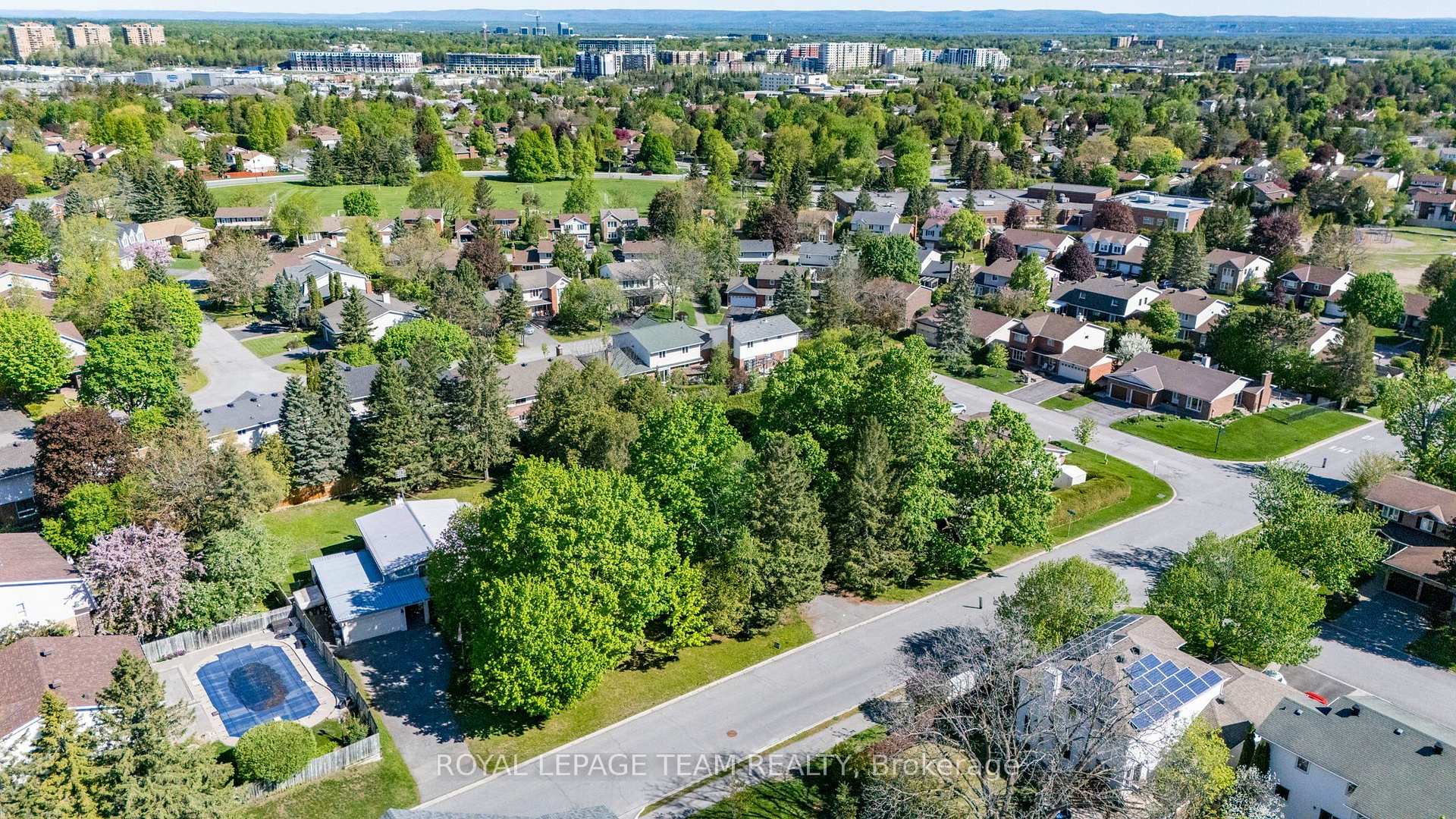 Photo 8 of 26 Maple Grove Road, Ottawa, Kanata - Katimavik — HOMEH