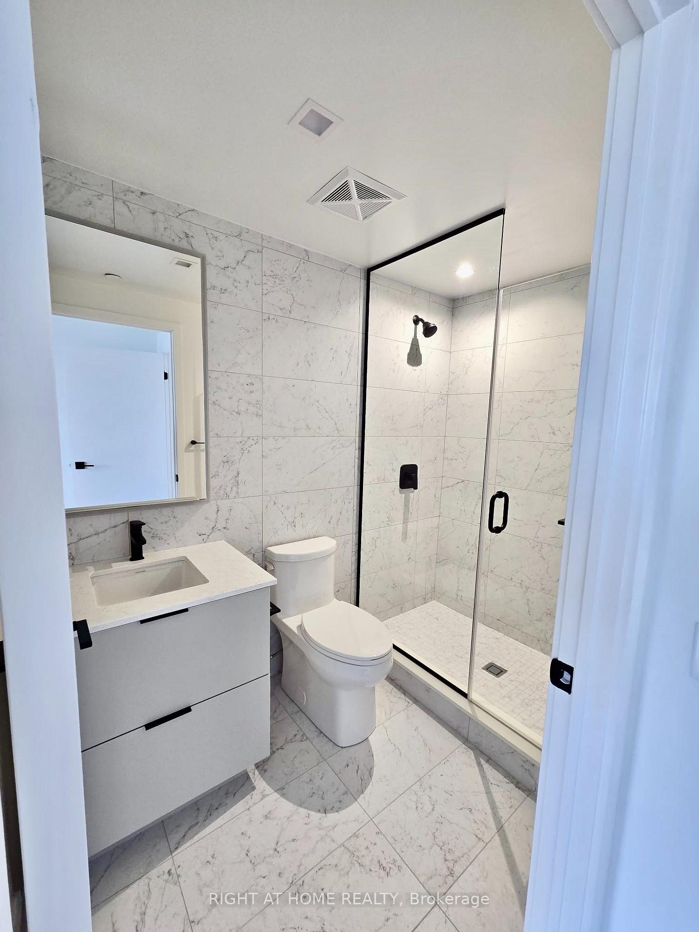 Photo 21 of Unit 4207, 609 Sherbourne Street, Toronto, North St. James Town — HOMEH