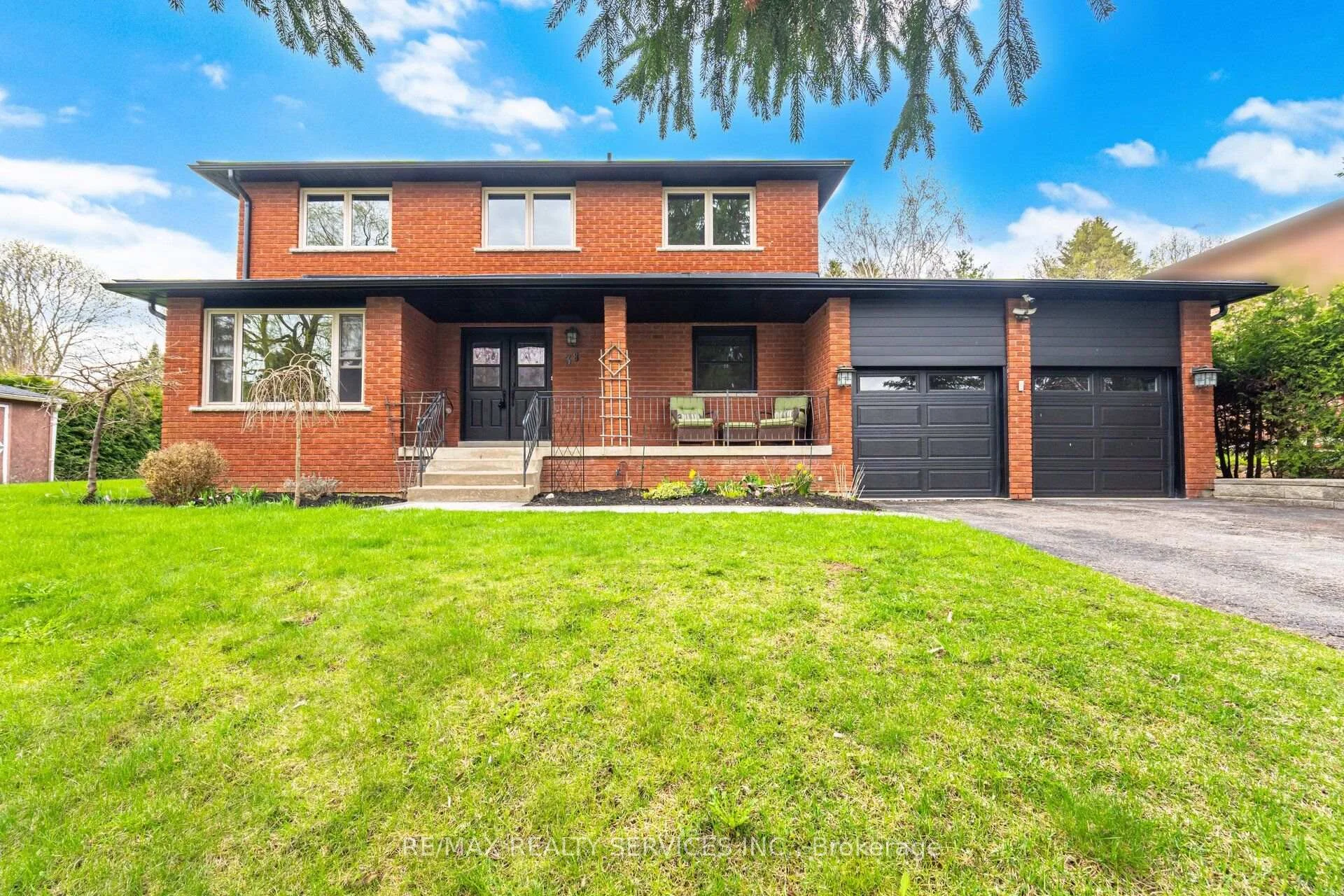 Photo 6 of 38 Marilyn Street, Caledon, Caledon East — HOMEH