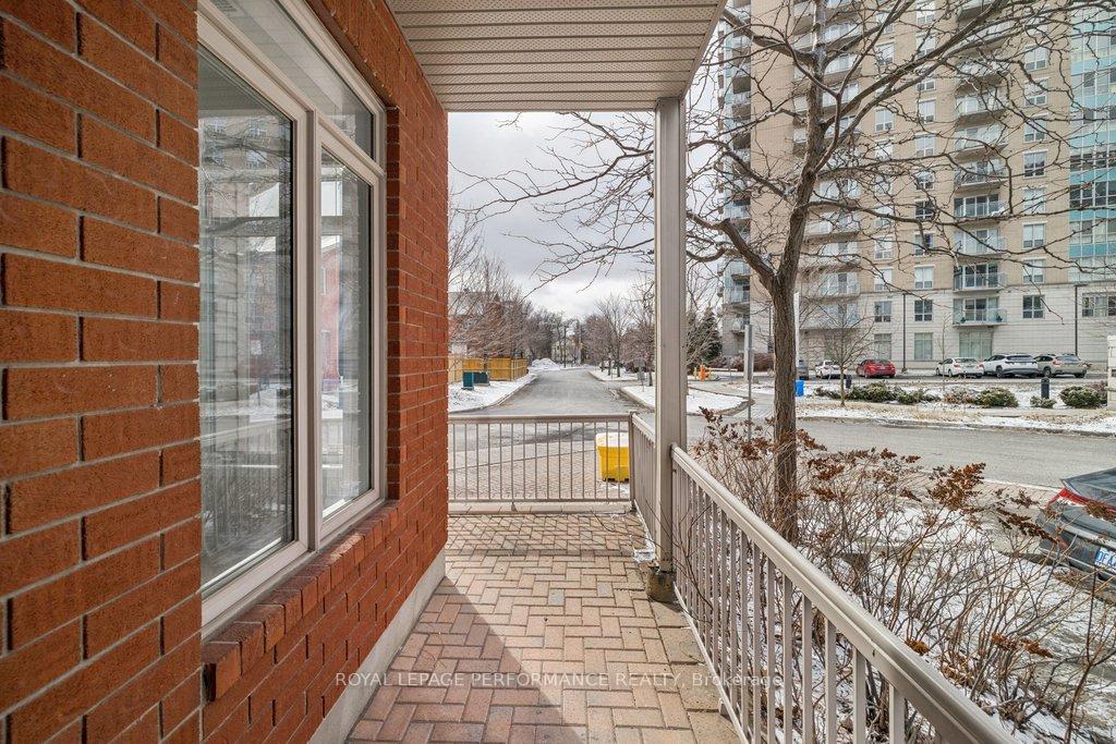 Photo 22 of Unit B, 240 Meilleur Private, Ottawa, Vanier — HOMEH
